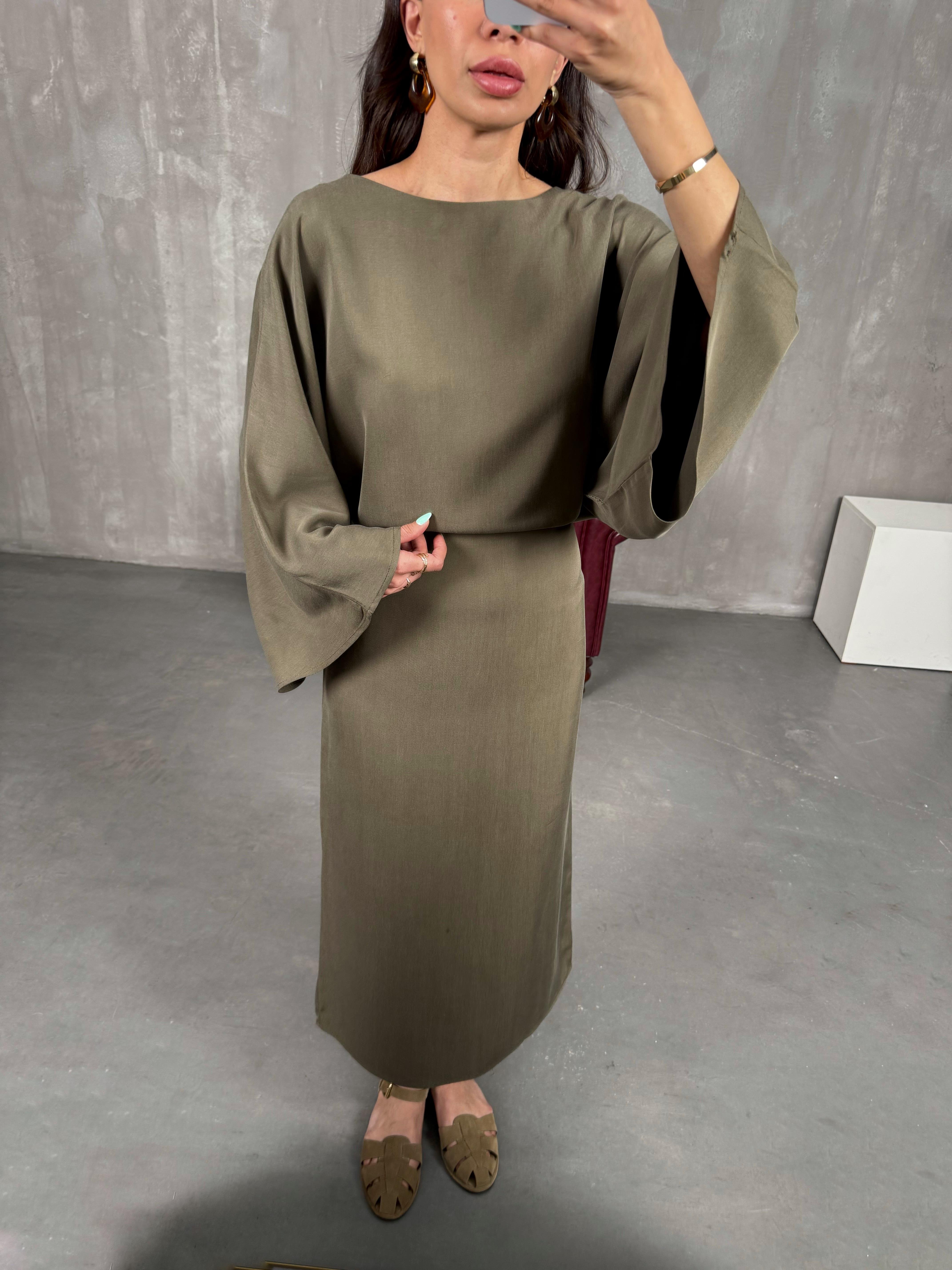 Haki Yarasa Kol Kuşaklı Yırtmaçlı Tensel Elbise Gaus00225GausELBİSEGU1001522