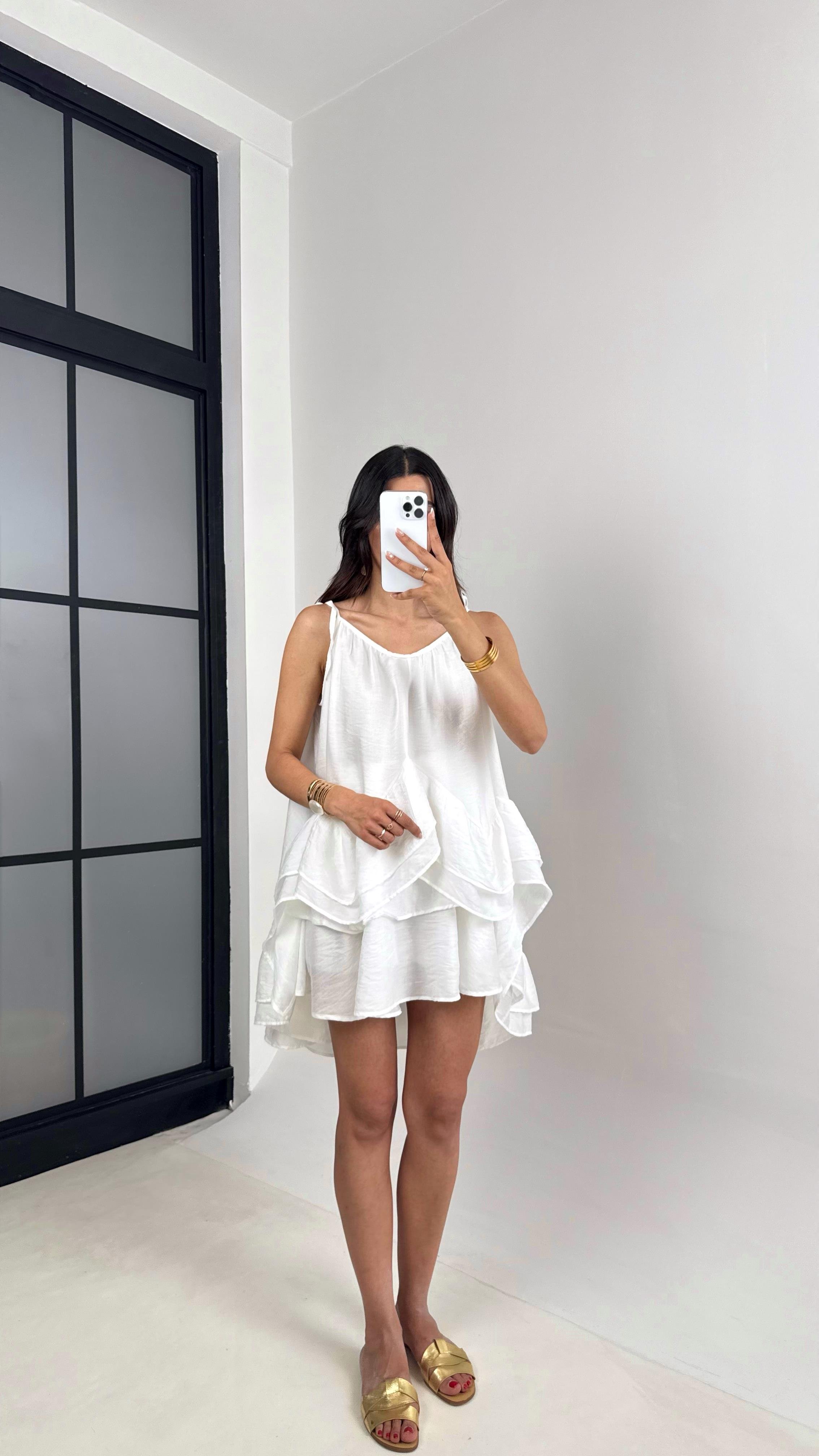 Beyaz Ayarlanabilir Askılı Astarlı Katlı Şifon Elbise Gaus00632GausDressesGU1002474