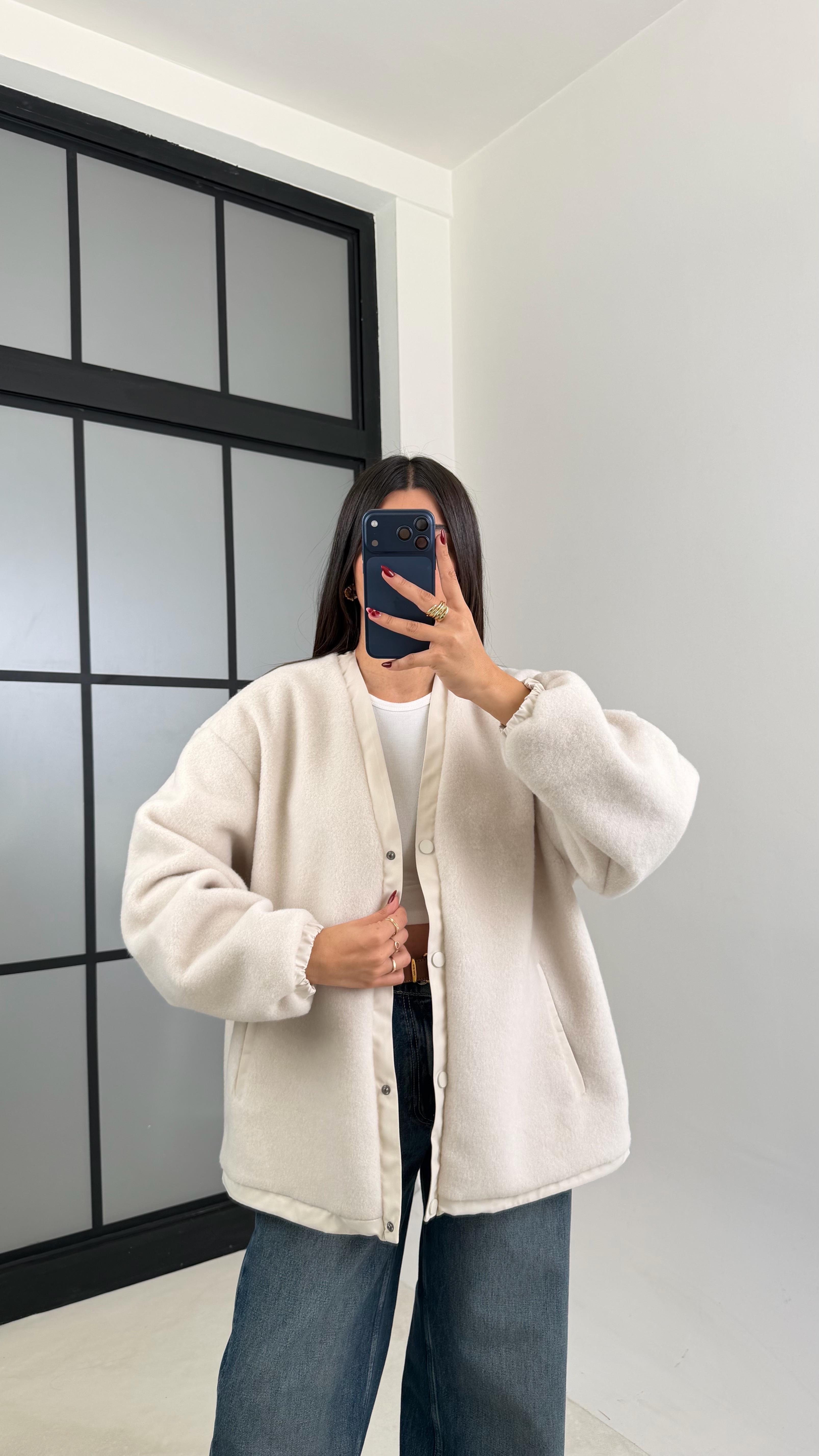 Taş Çıtçıt Düğmeli Astarlı Peluş Ceket GAUS-00632GAUS السترات  GAUS-00632