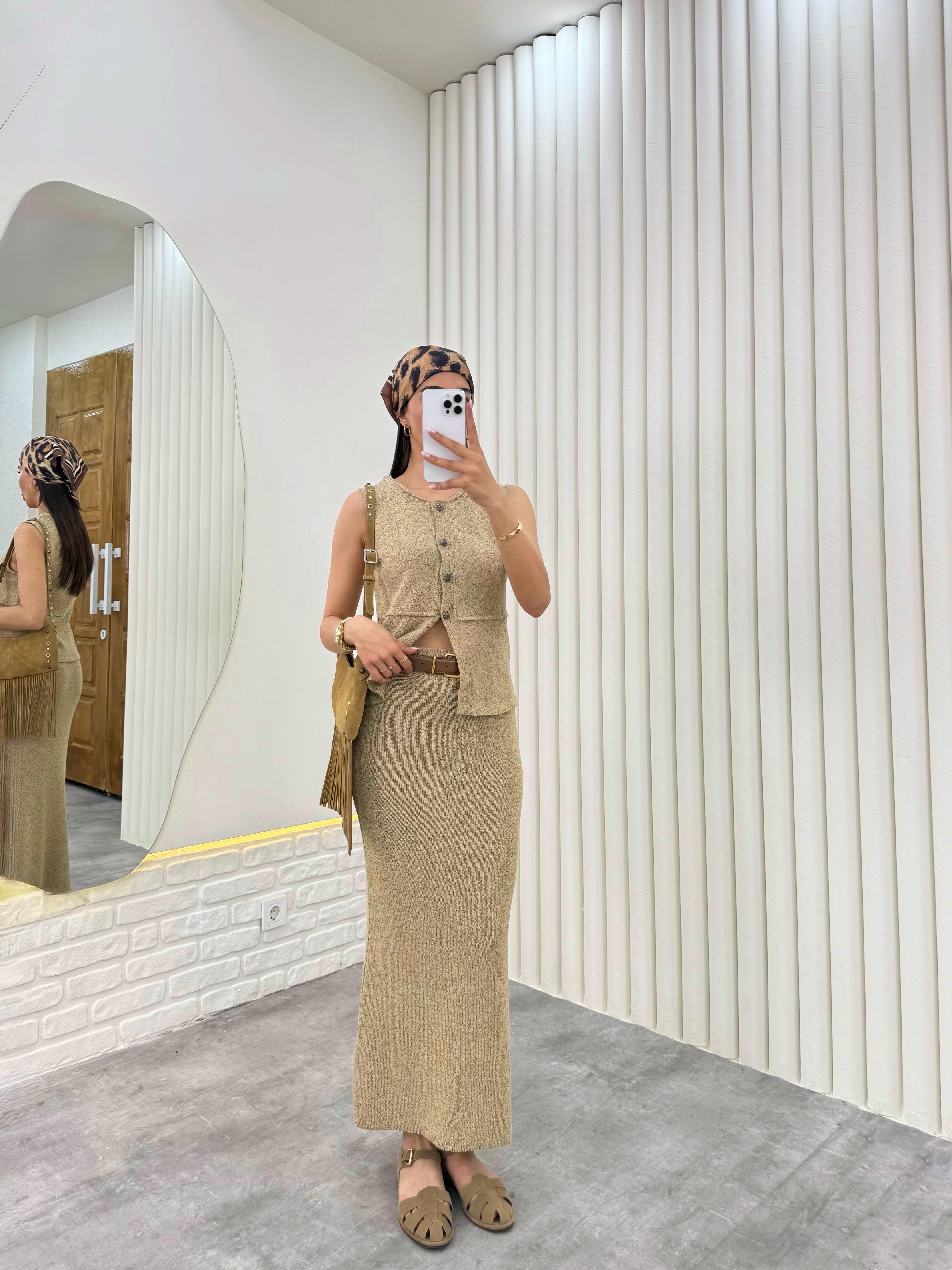 Vizon Yelekli Önü Düğmeli Triko Takım Gaus00323GausTAKIMGU1001750