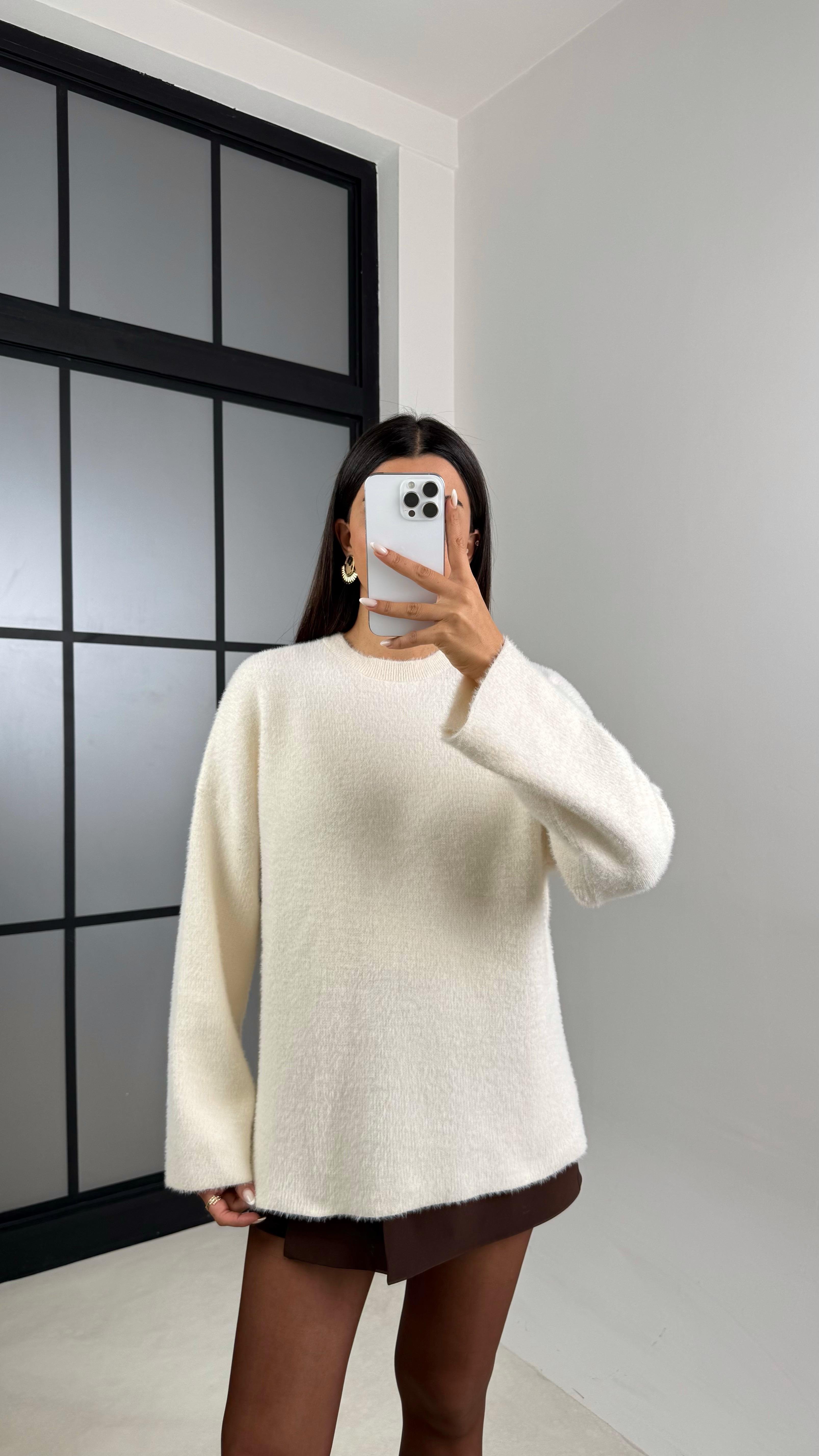 Krem Yumuşak Dokulu Triko Kazak GAUS-00508GAUS الكنزات GAUS-00508