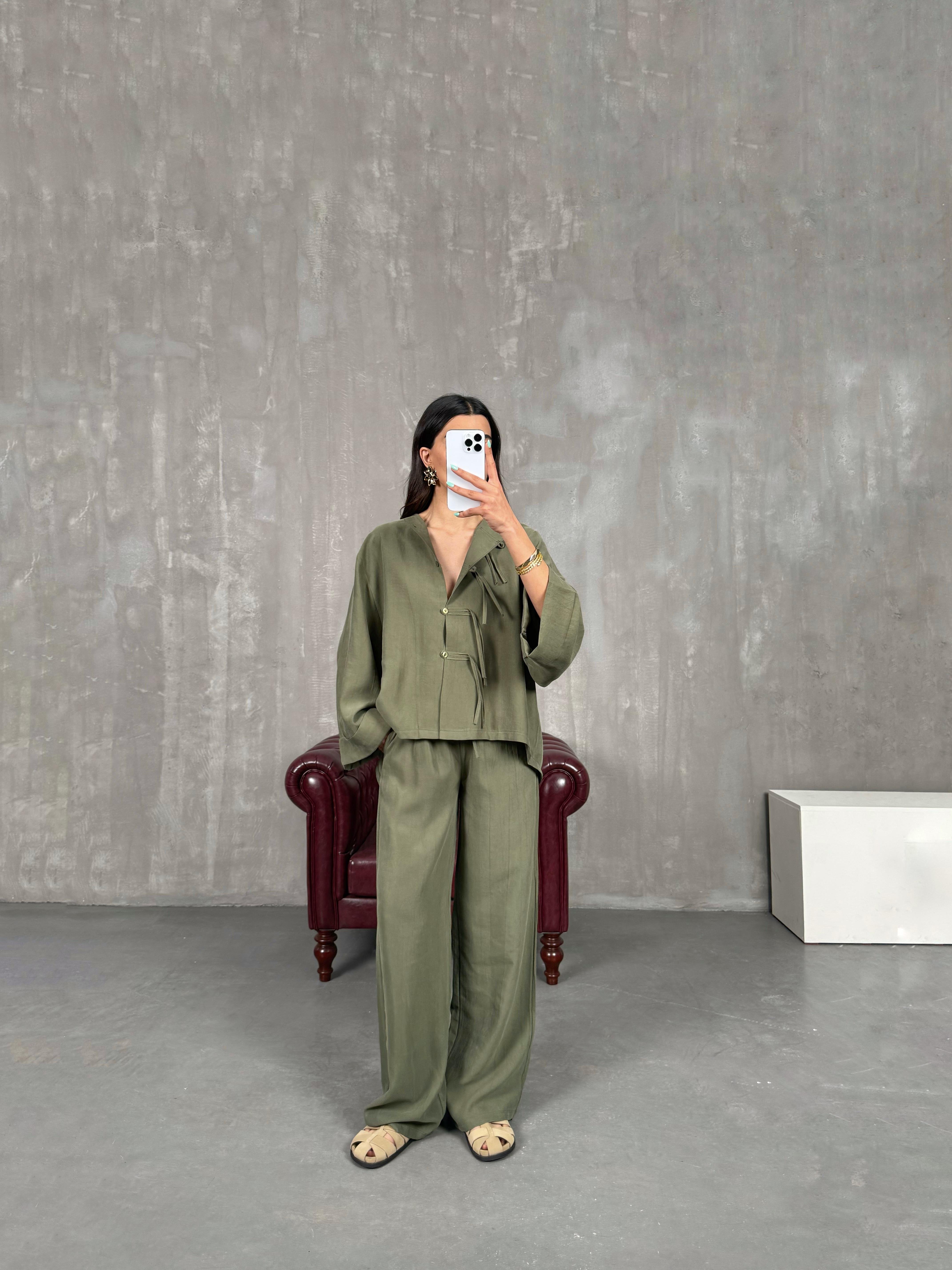 Haki Yaka Düğmeli Gömlek Beli Lastikli Pantolon Tensel Takım Gaus00238GausTAKIMGU1001553