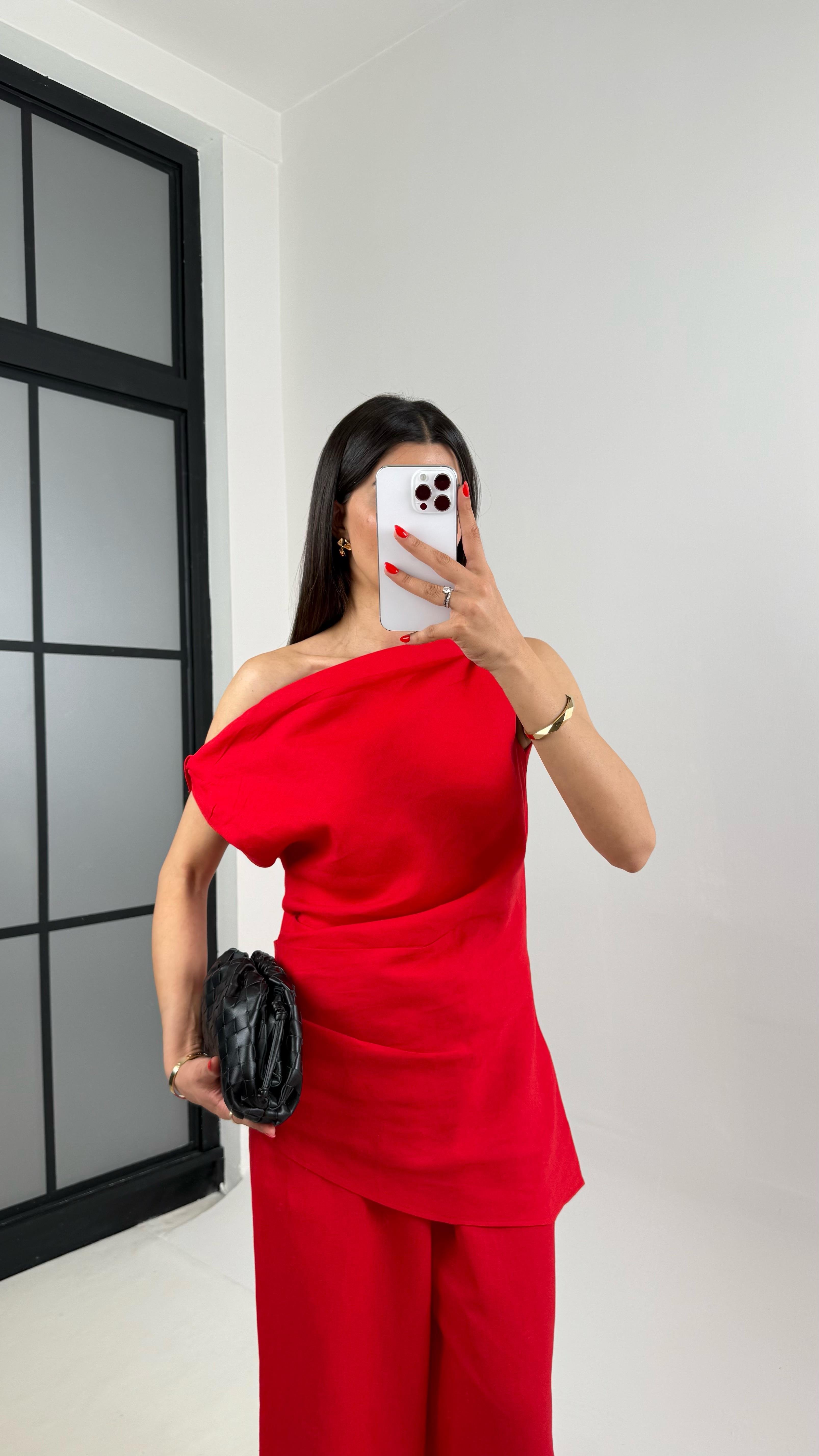 Kırmızı Asimetrik Kesim Bluz Beli Lastikli Pantolon Tasarım Keten Takım Gaus00315 GausTAKIMGU1002081