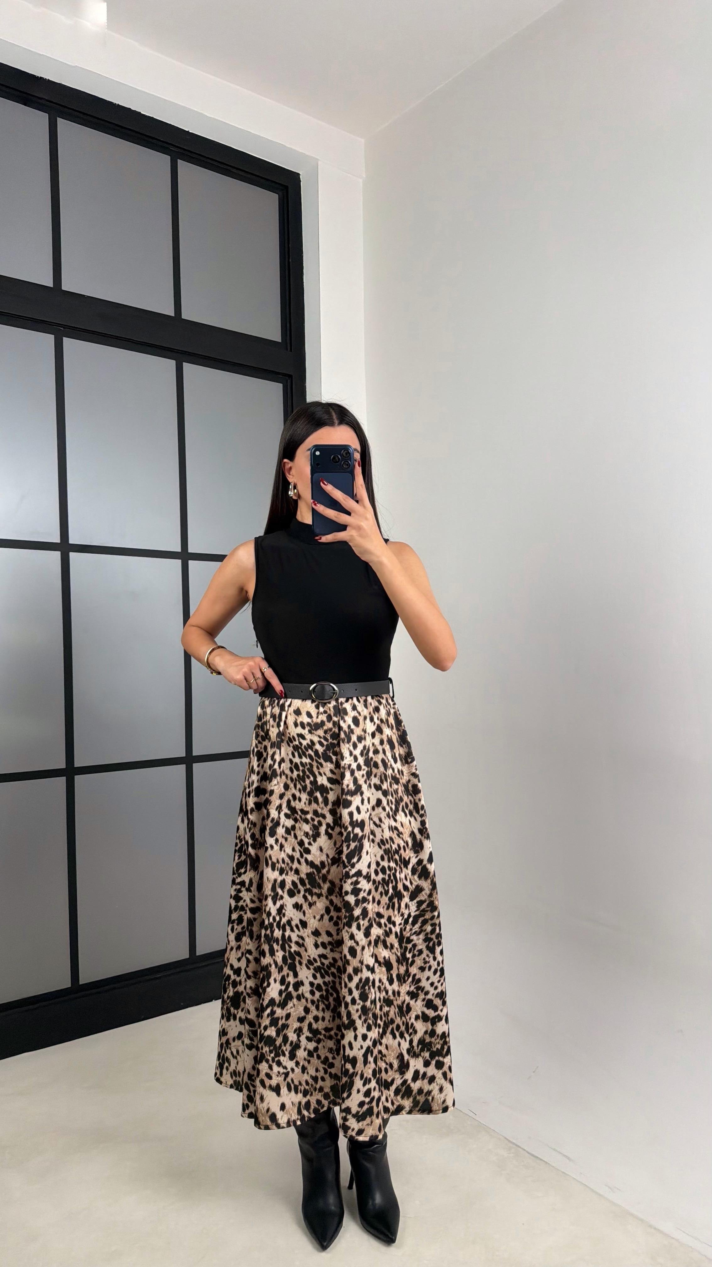 Siyah Sıfır Kol Kemerli Leopar Desenli Elbise GAUS-00678GAUSELBİSEGAUS-00678