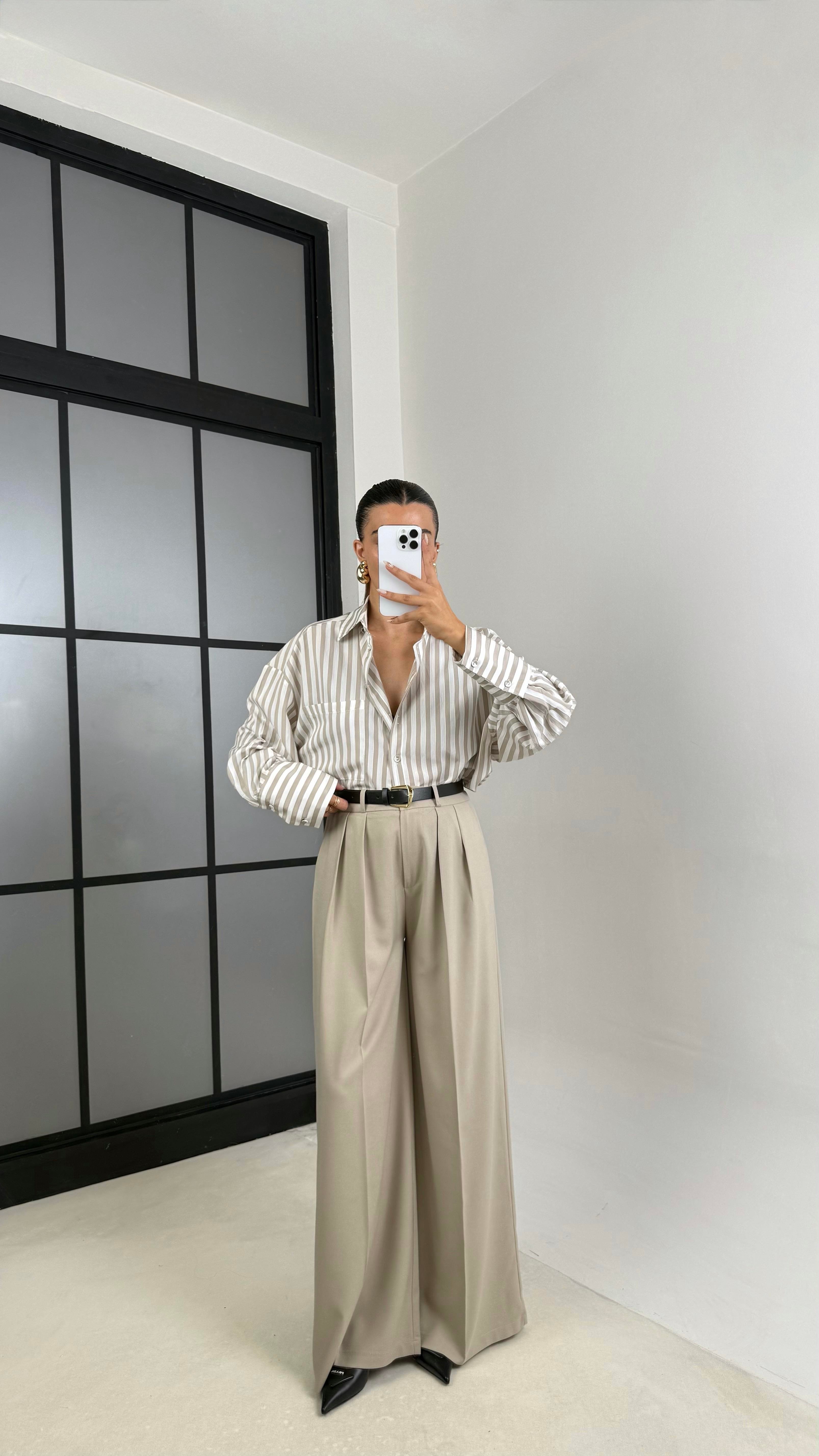 Taş Kemerli Cepli Palazzo Pantolon GAUS-00142GAUSPANTOLONGAUS-00142