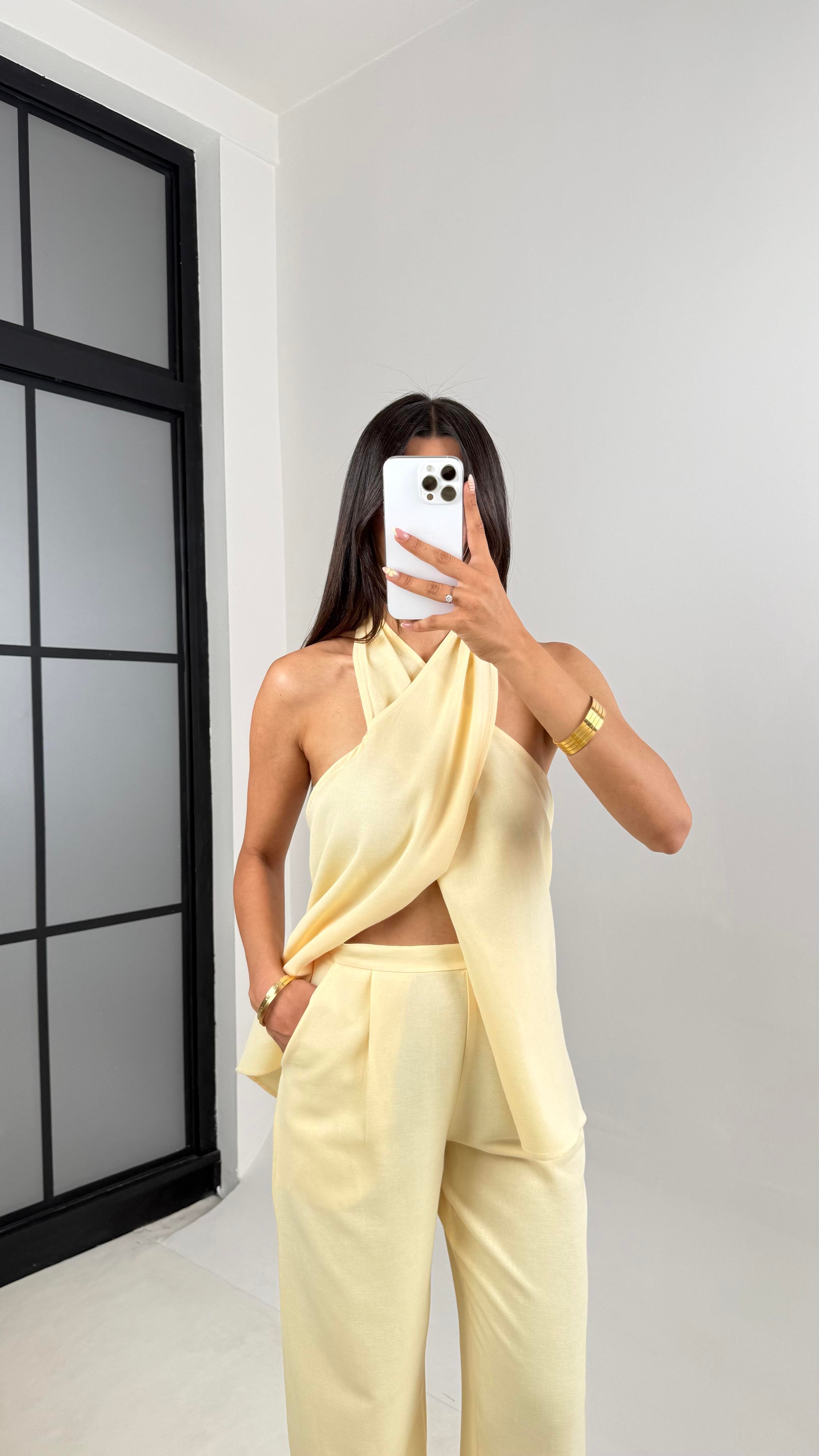 Sarı Boyundan Bağlamalı Bluz Cepli Pantolon Tasarım Keten Takım Gaus00667GausTAKIMGU1002540