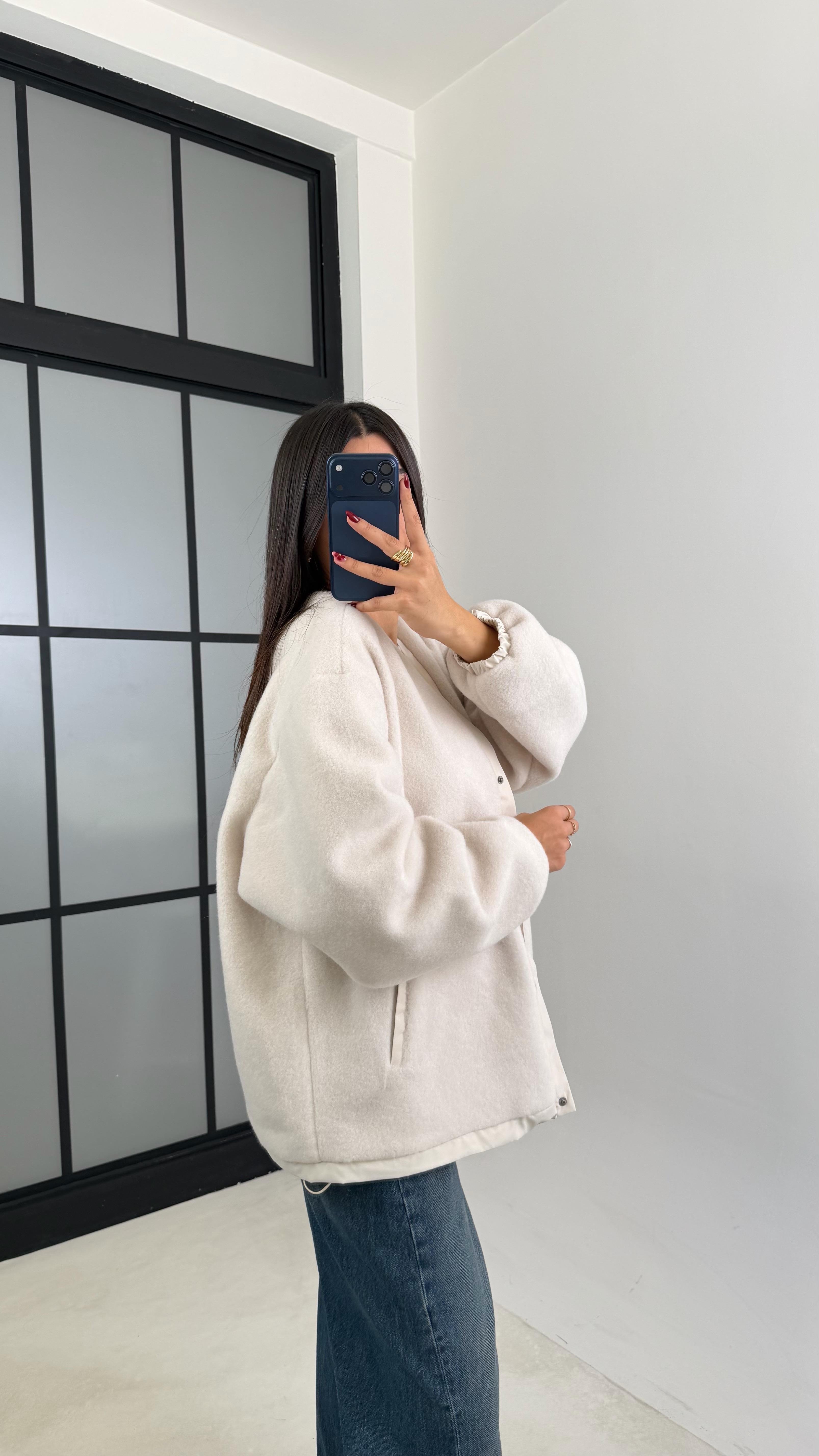 Taş Çıtçıt Düğmeli Astarlı Peluş Ceket GAUS-00632GAUS السترات  GAUS-00632