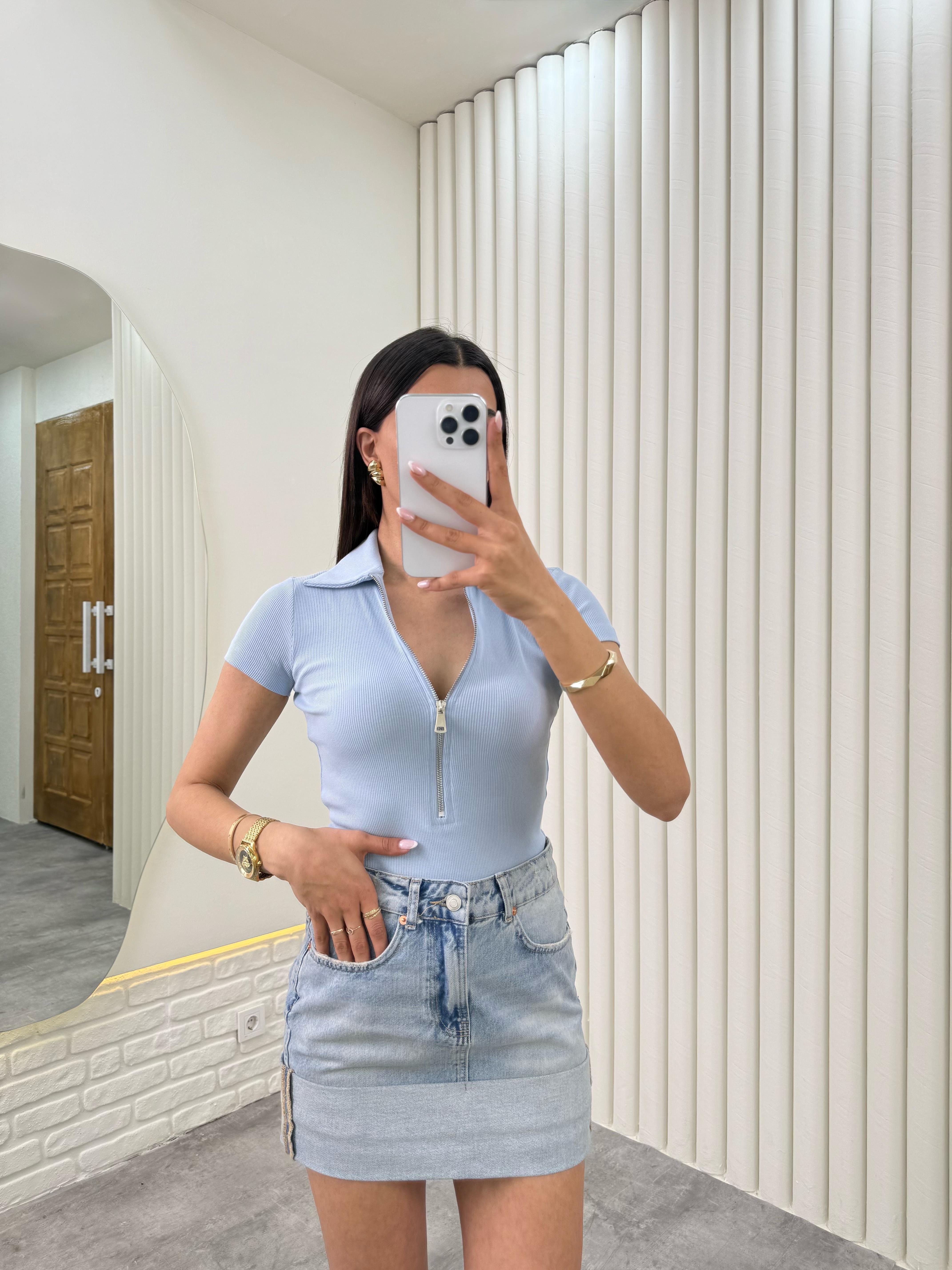 Mavi  Lakos Önü Fermuarlı Tshirt Gaus00330GausTSHIRTGU1001765