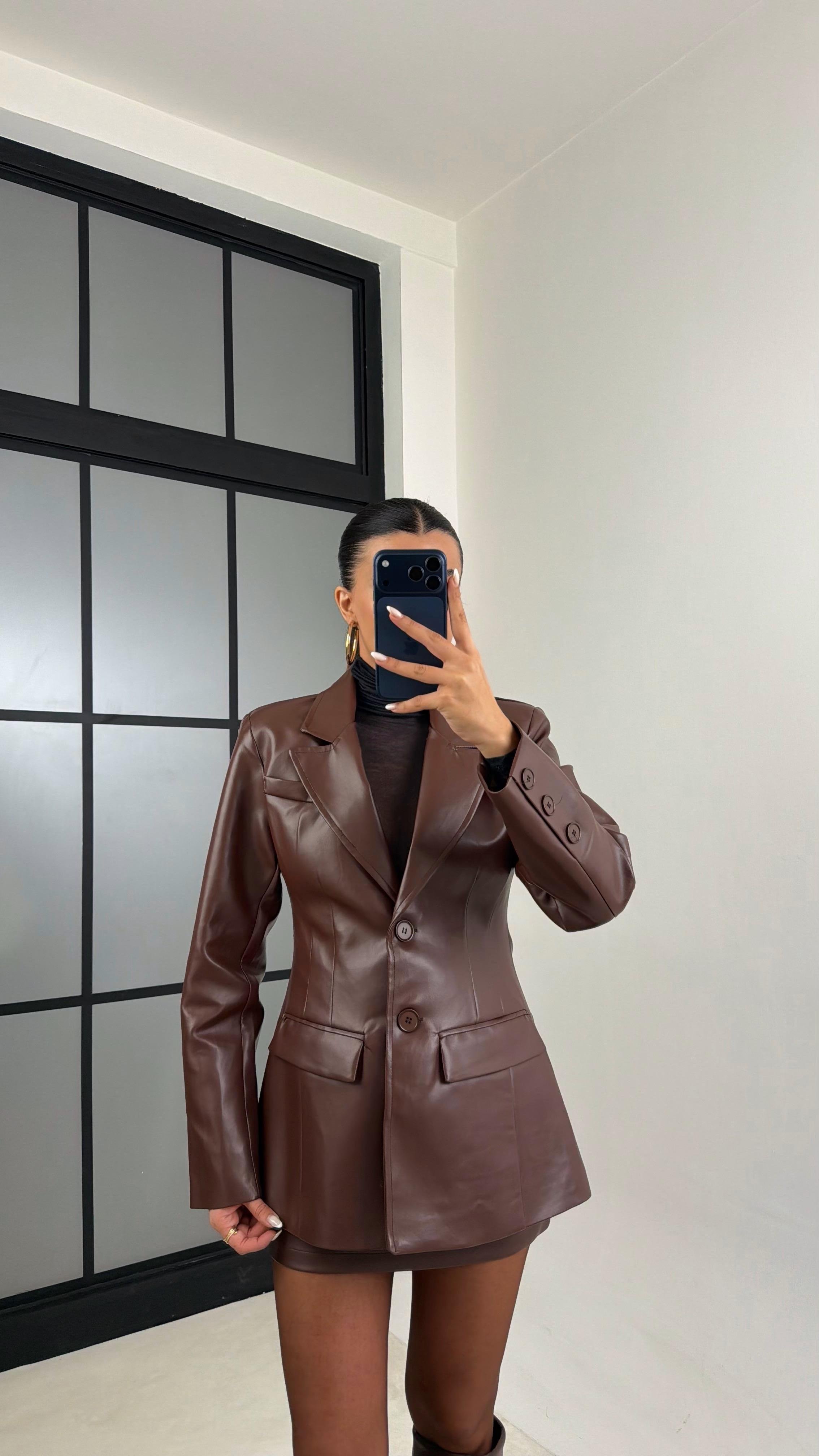Kahve Astarlı Vatkalı Blazer Ceket Etek Premium Deri Takım GAUS-00657GAUSTAKIMGAUS-00657