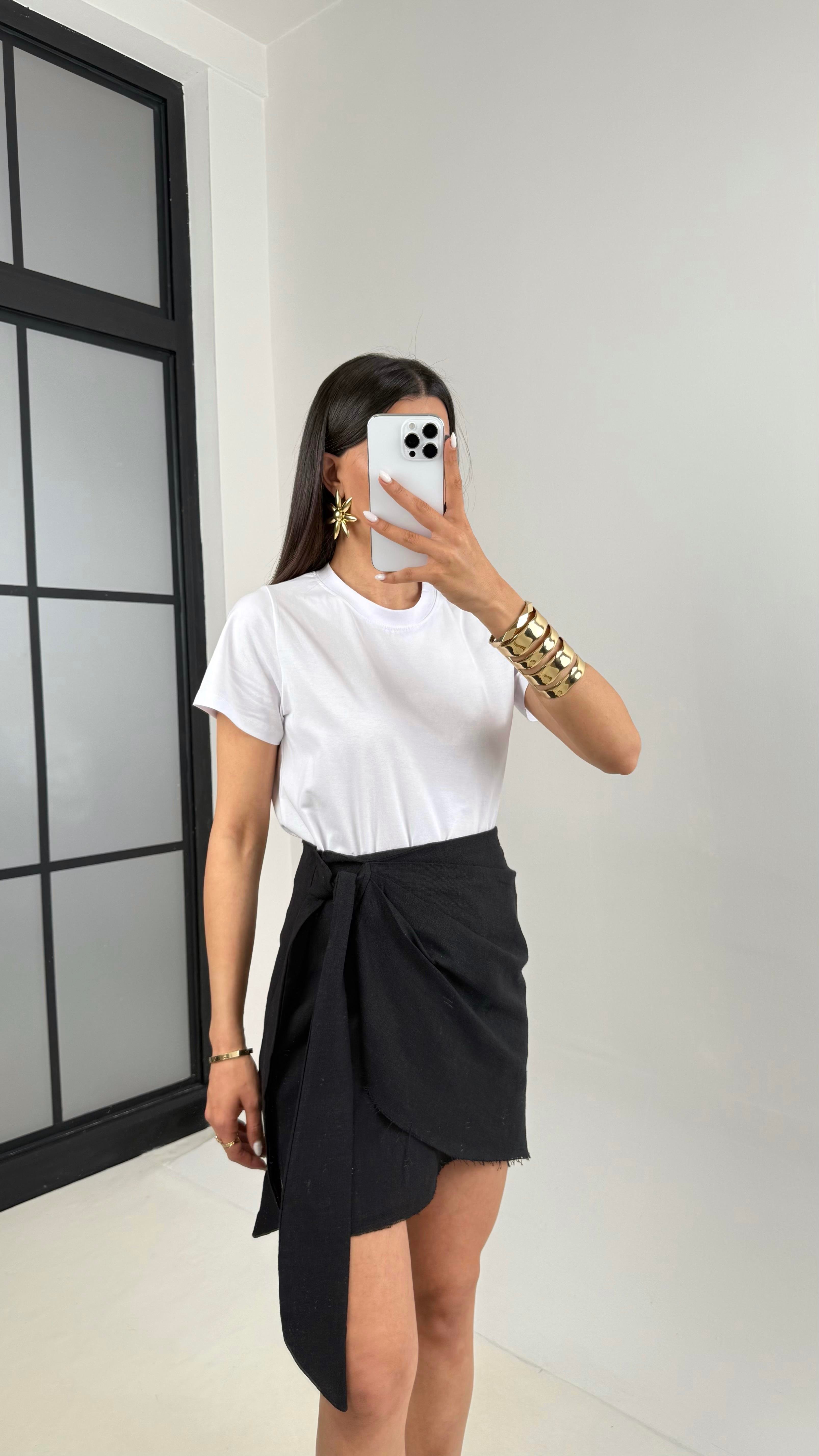 Siyah Yan Bağlama Detaylı Keten Etek Gaus00435GausETEKGU1002025