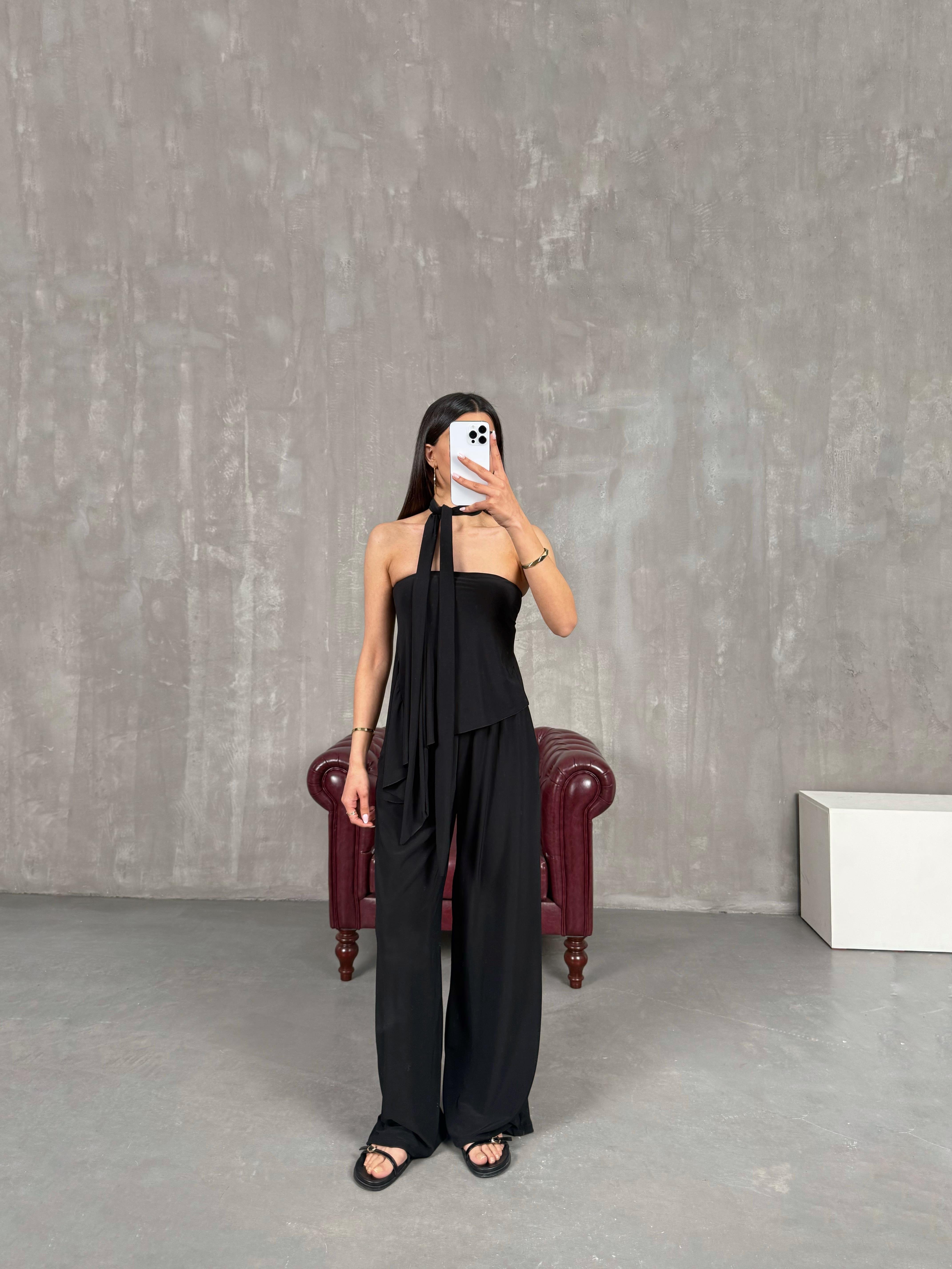 Siyah Asimetrik Kesim Fularlı İkili TakımGausTAKIMGU1001635