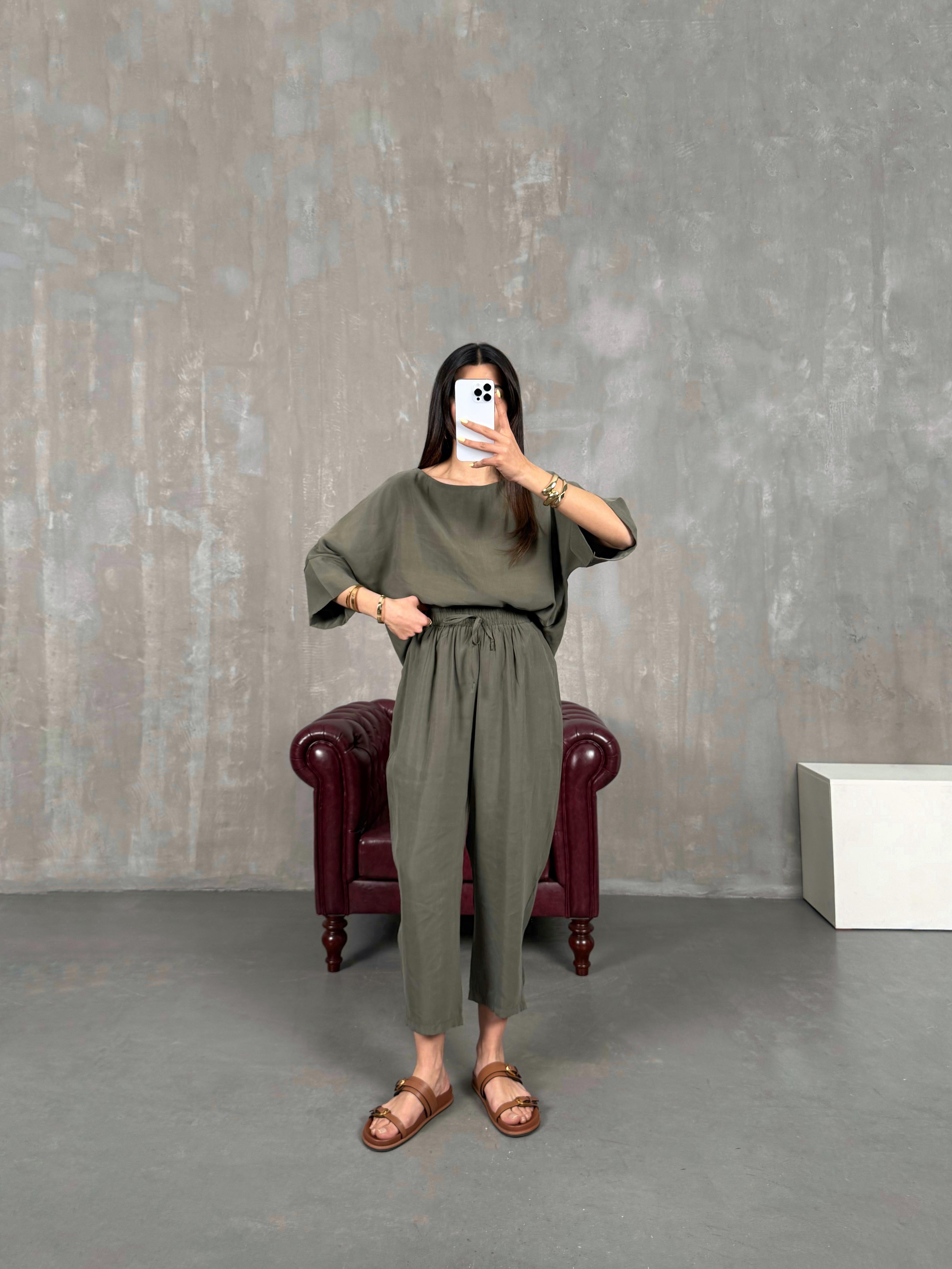 Haki Bisiklet Yaka Kırışık Tensel Takım Gaus00132GausTAKIMGU1001300