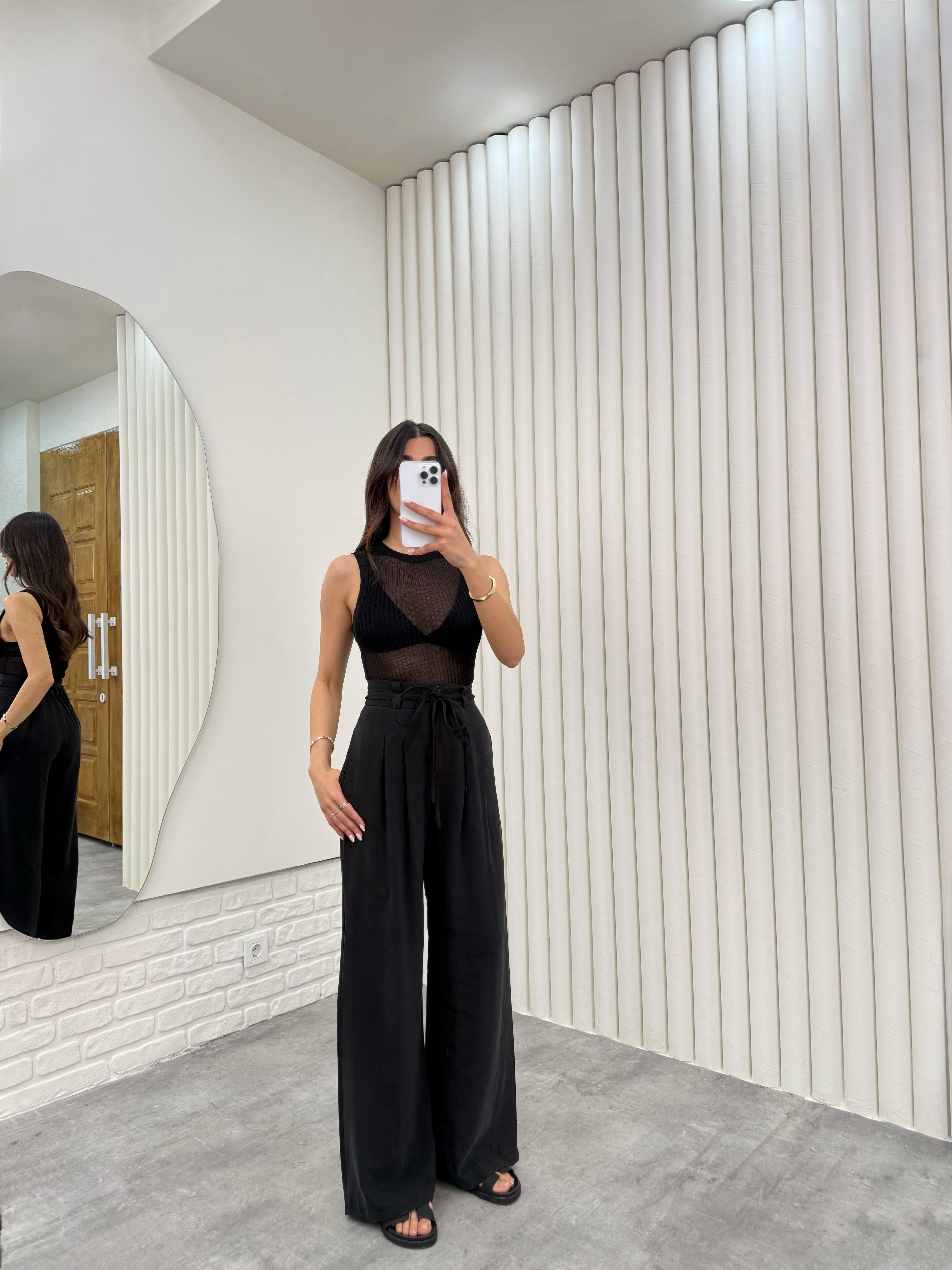 Siyah Kuşaklı Tensel Kırışık Kumaş Palazzo Pantolon Gaus00302GausPANTOLONGU1001694