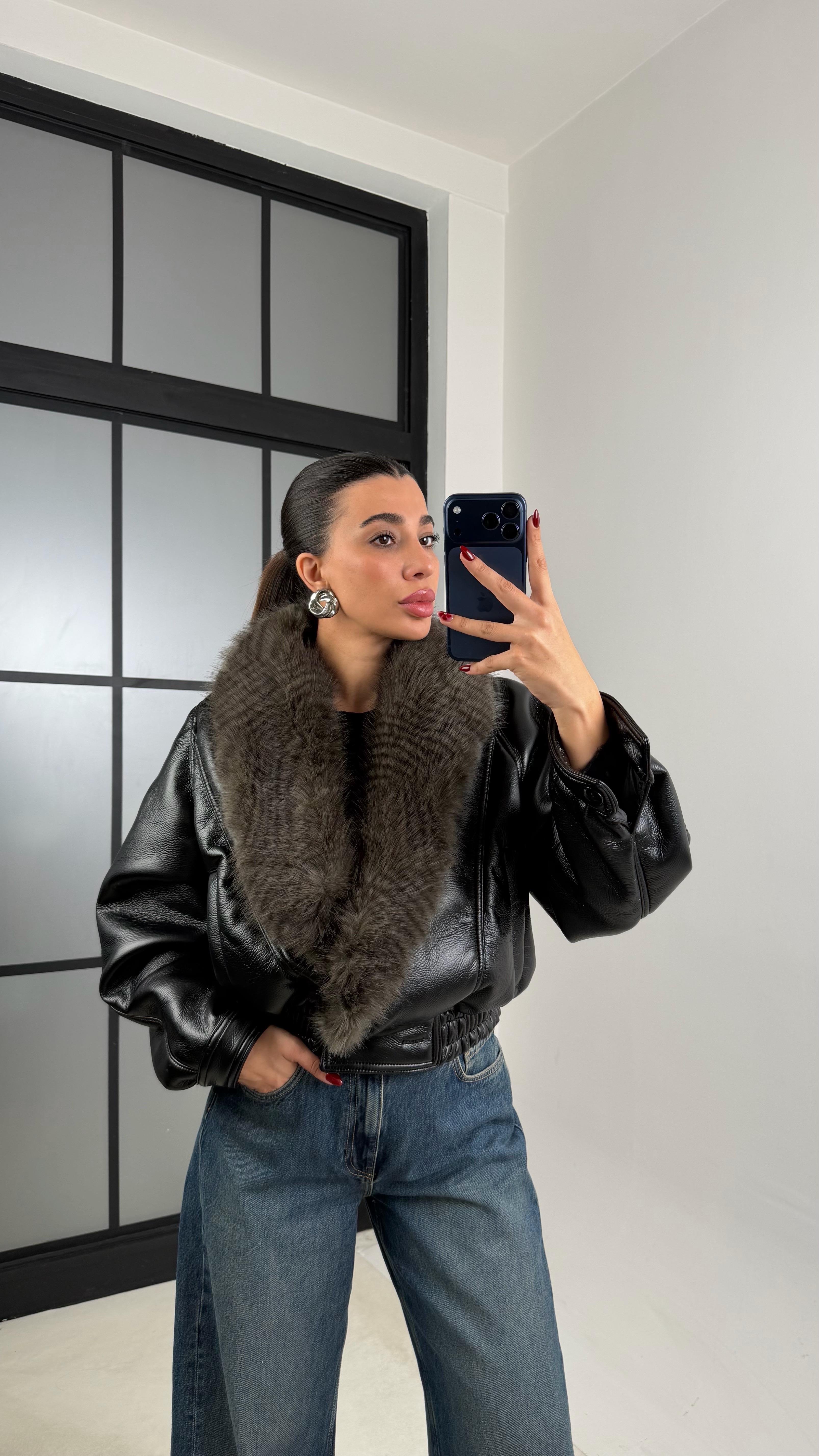 Siyah Yaka Kürk Detaylı Astarlı Bomber Deri Ceket GAUS-00666GAUS السترات  GAUS-00666