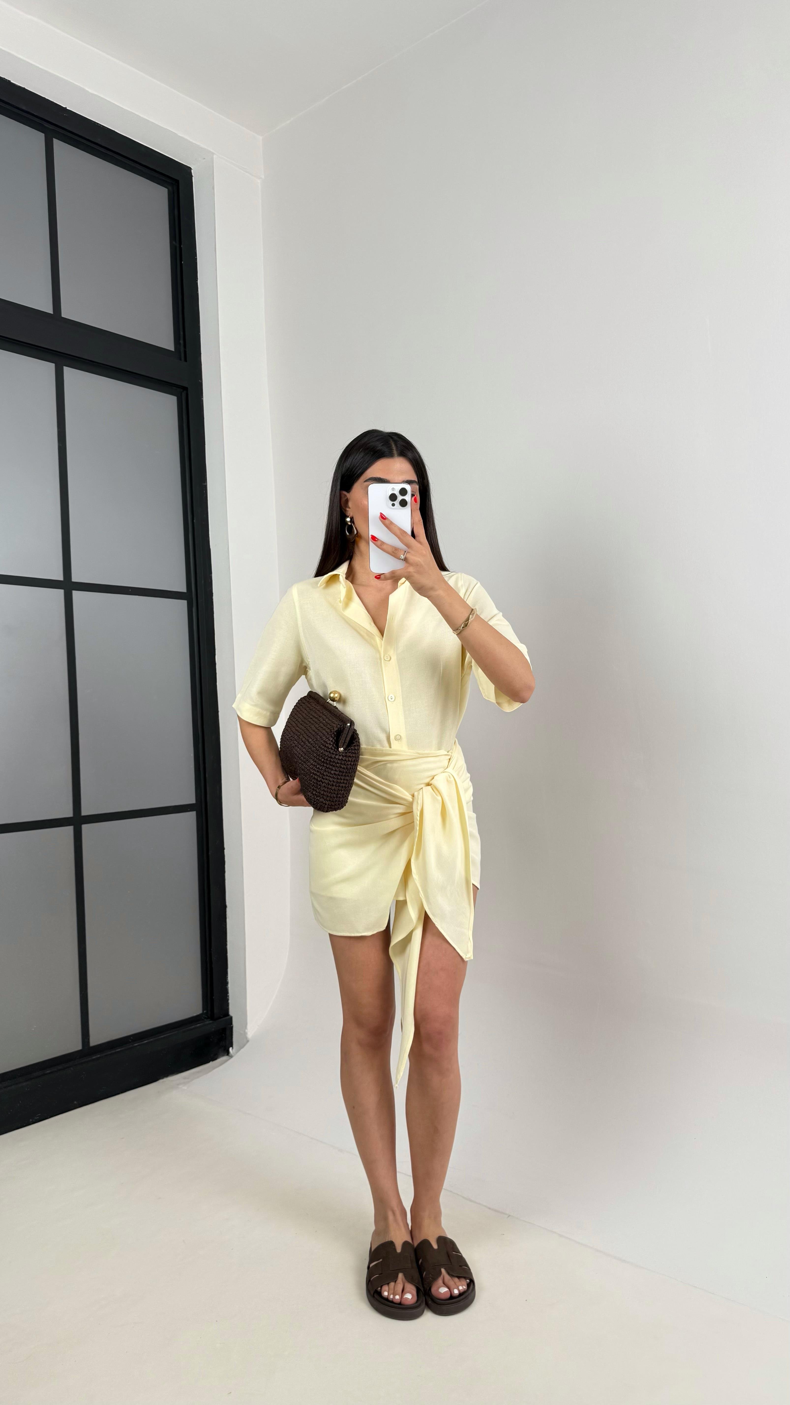 Sarı Önü Düğmeli Gömlek Beli Bağlama Detaylı Etek Keten Takım Gaus00459GausTAKIMGU1002070