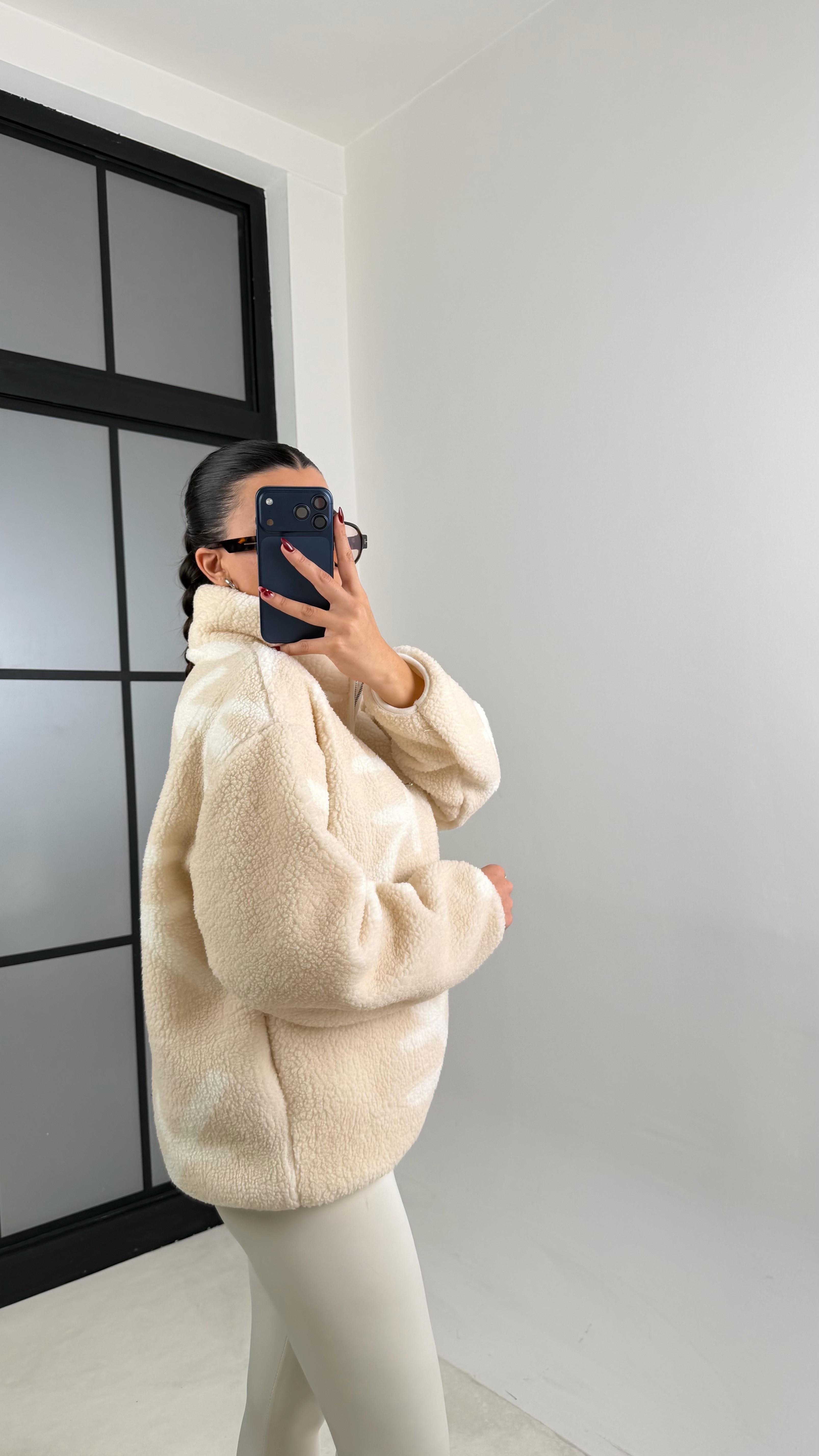 Bej Kar Tanesi Desenli Polar Sweatshirt GAUS-00724GAUSSWEATSHIRTGAUS-00724