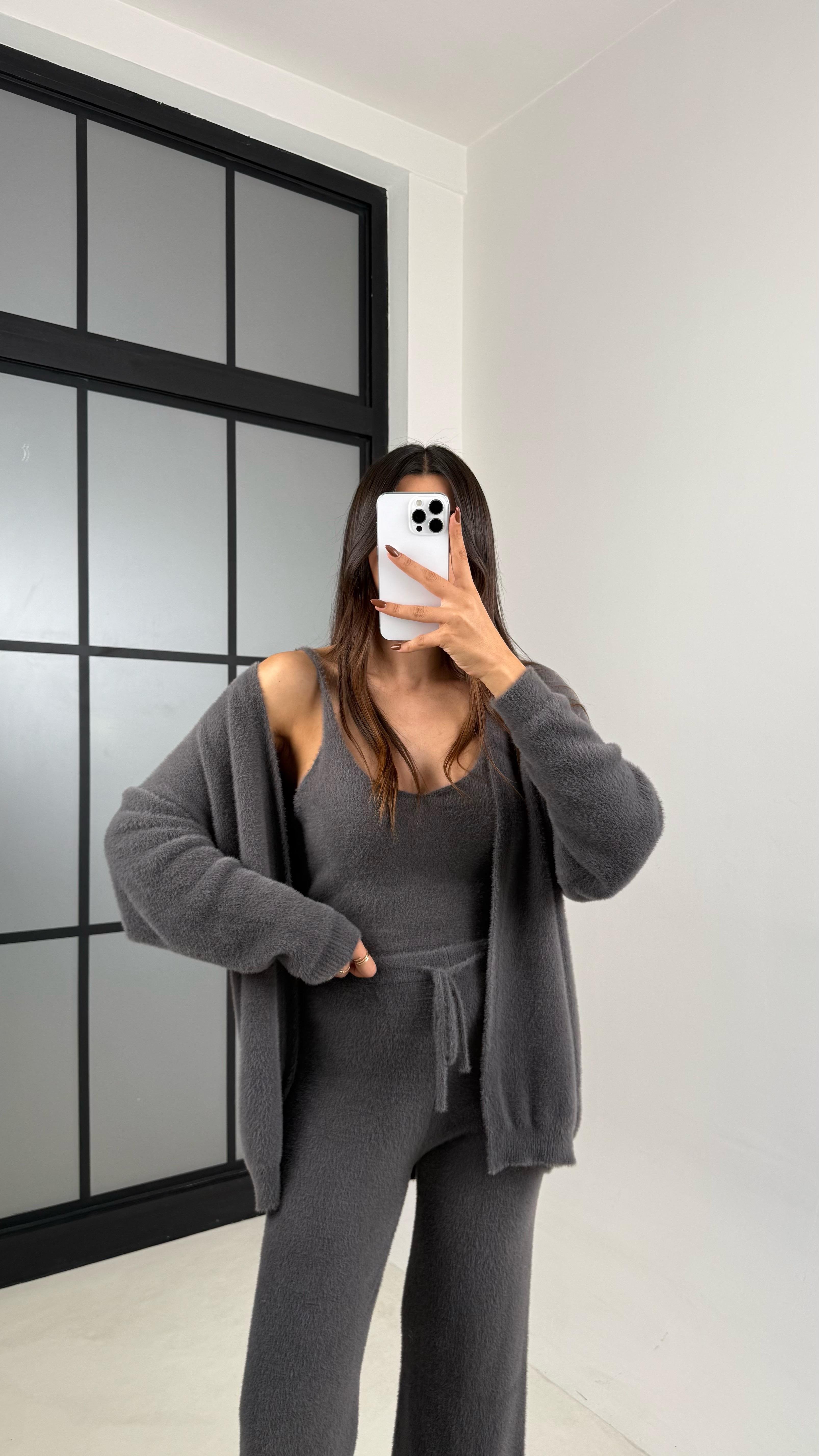 Antrasit 3'lü Peluş Tüylü Takım GAUS-00441GAUSTAKIMGAUS-00441