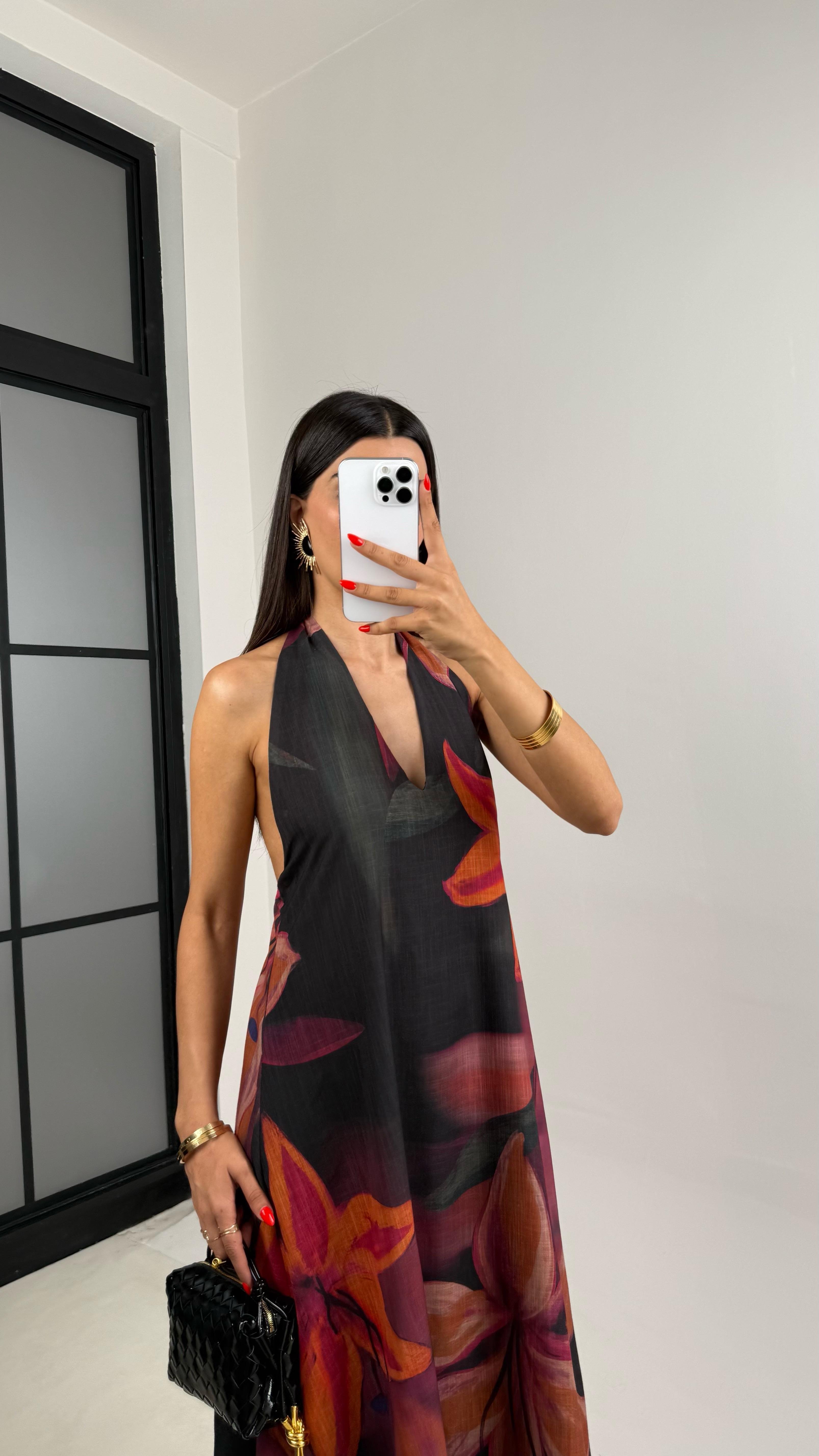 Siyah Turuncu Çiçek Desenli Boyundan Bağlamalı Astarlı Tasarım Keten Elbise GAUS-0020GAUSELBİSEGAUS-0020