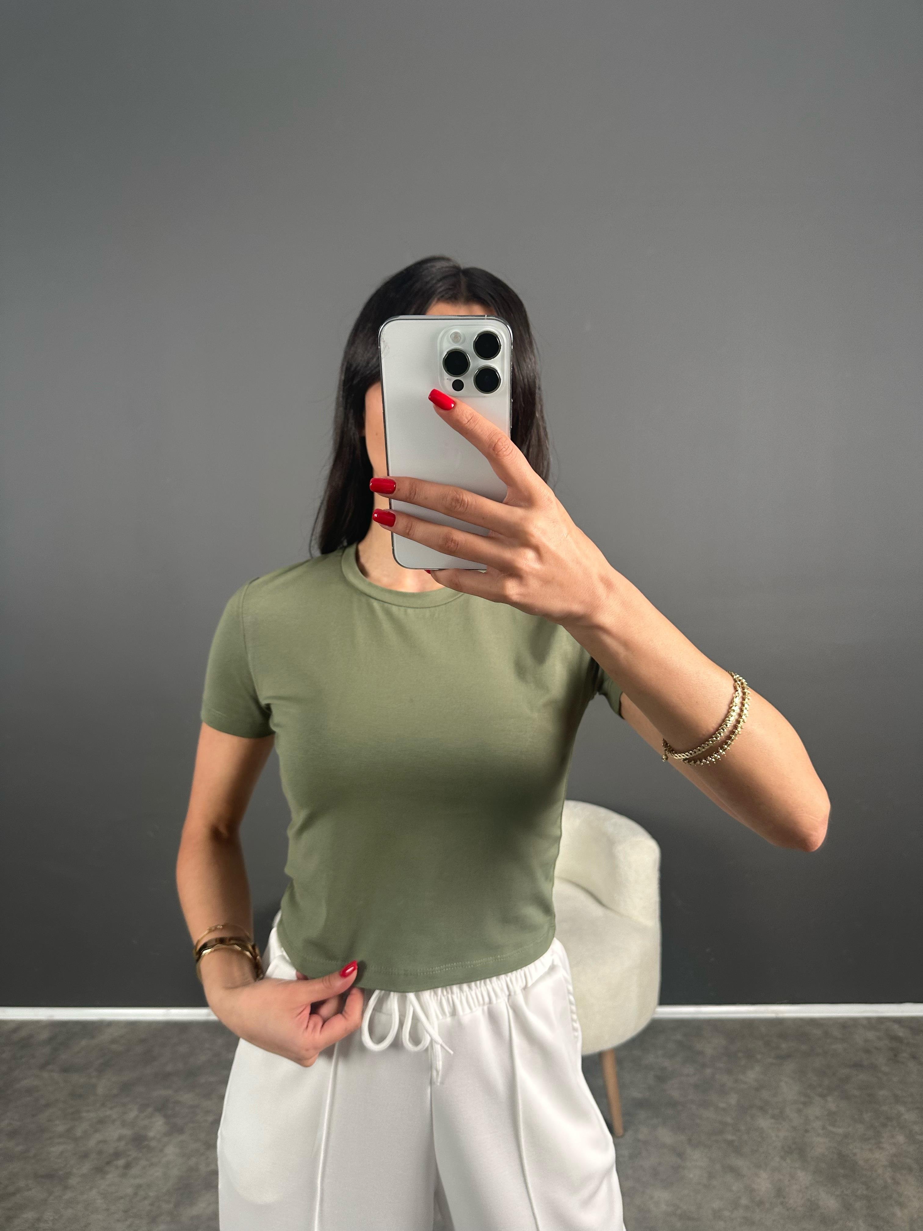 AS Haki Crop T-shirt GausTSHIRTGU007903