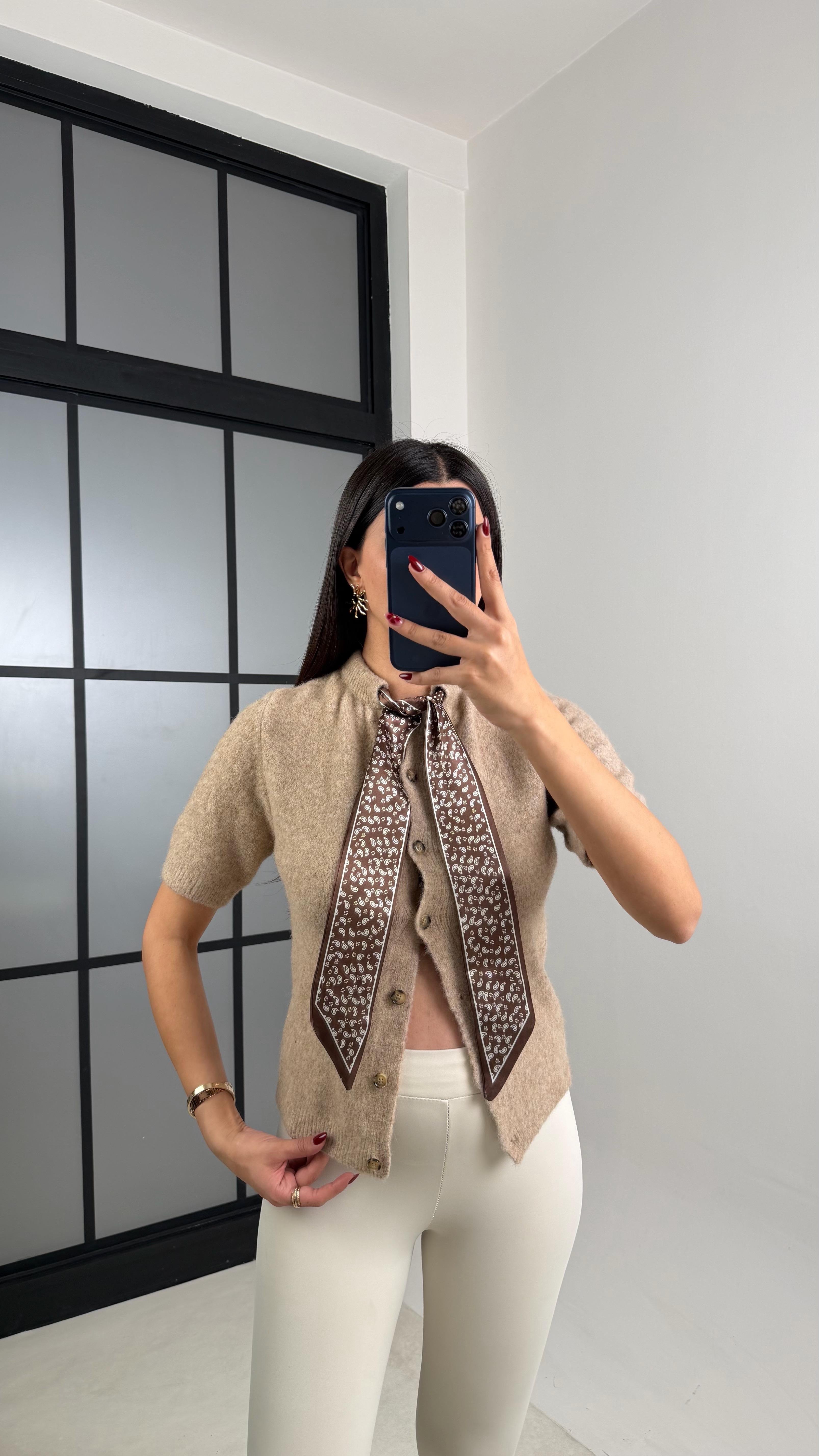 Vizon Fular Detaylı Kısa Kol Triko Kazak GAUS-00681GAUS الكنزات GAUS-00681