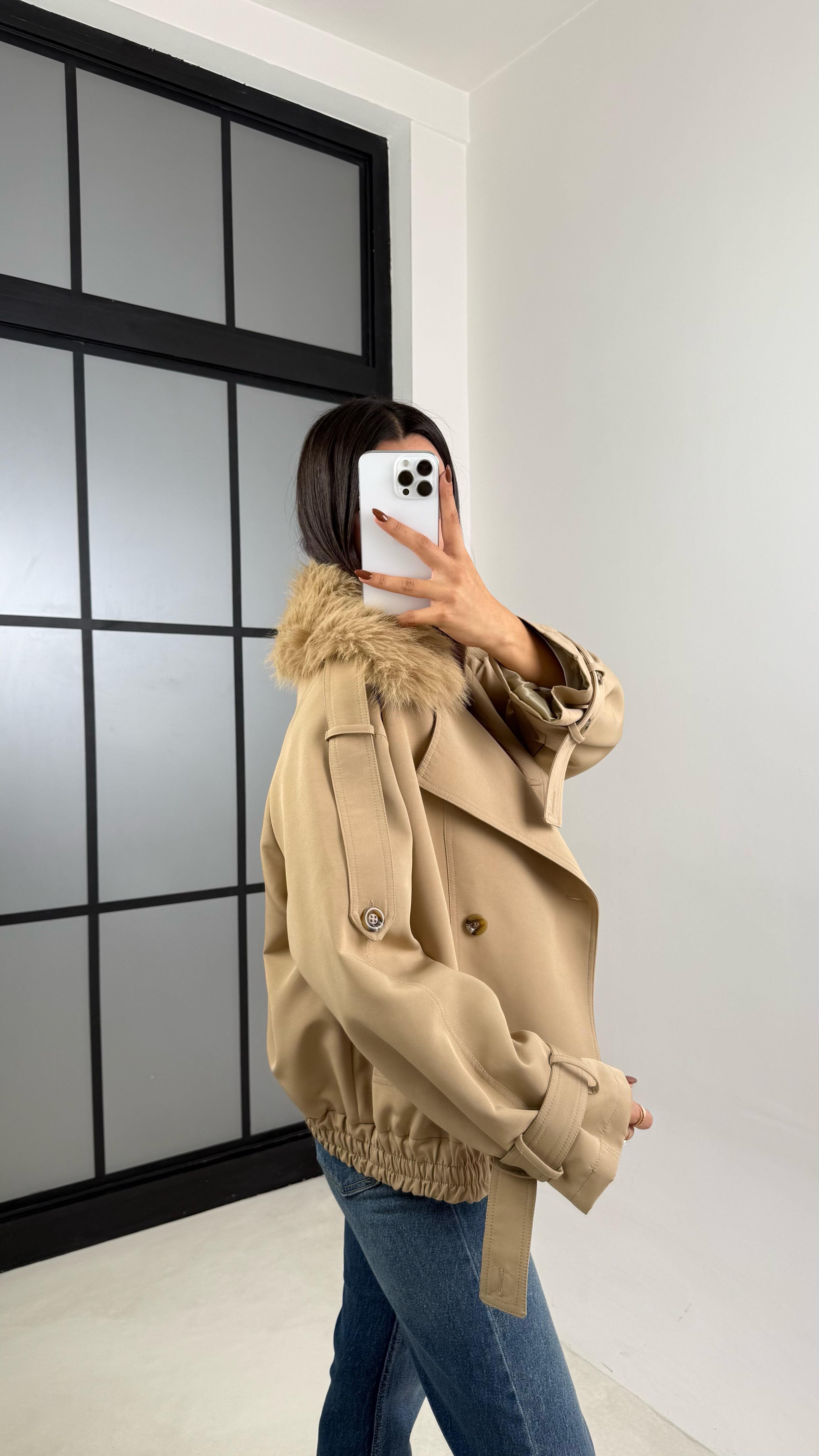 Vizon Kürk Detaylı Astarlı Premium Trençkot GAUS-00190GAUSمعاطف الترنشكوت GAUS-00190