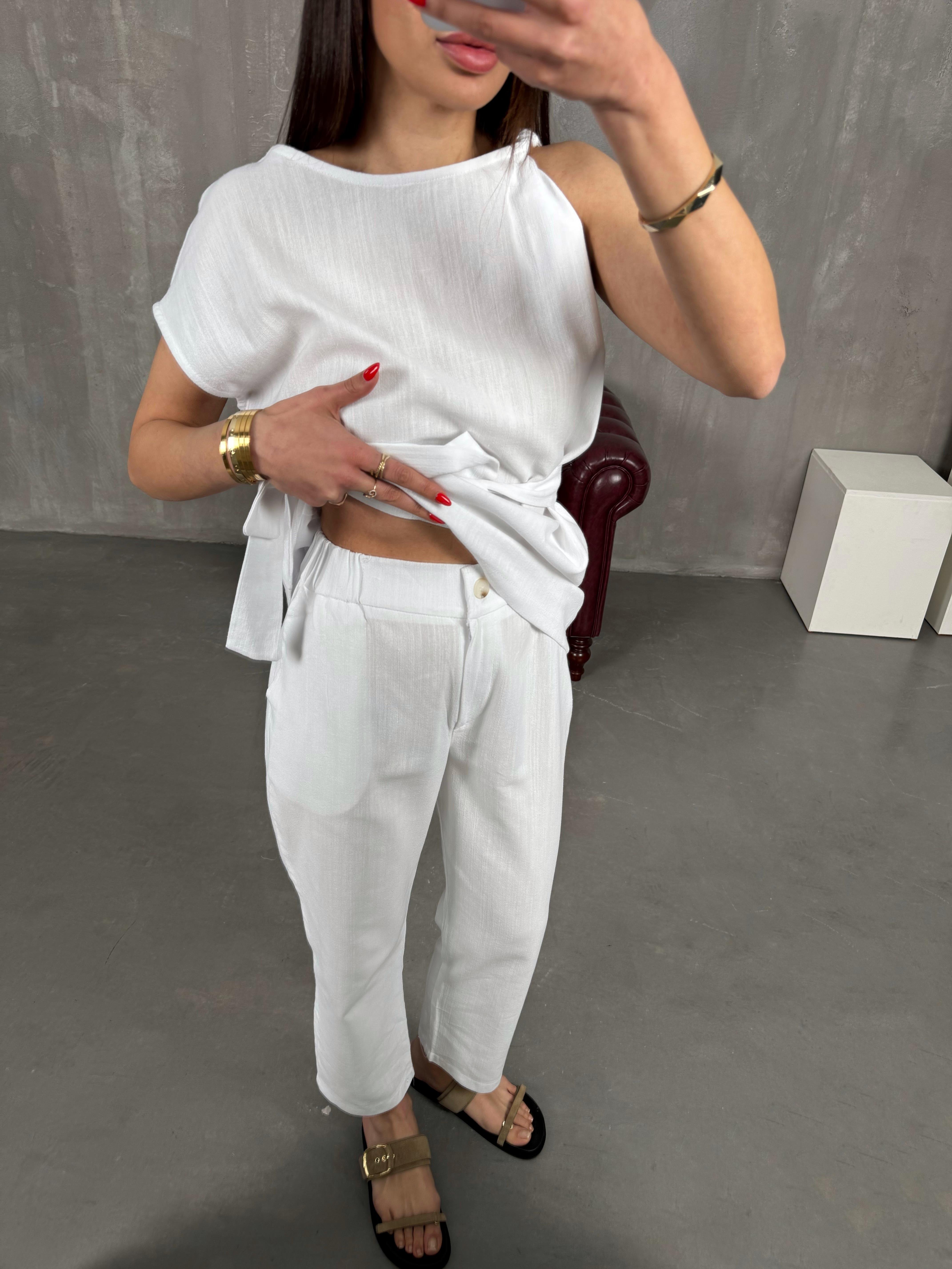 Beyaz Omuz Detaylı Kuşaklı Keten Takım Gaus00188GausTAKIMGU1001434