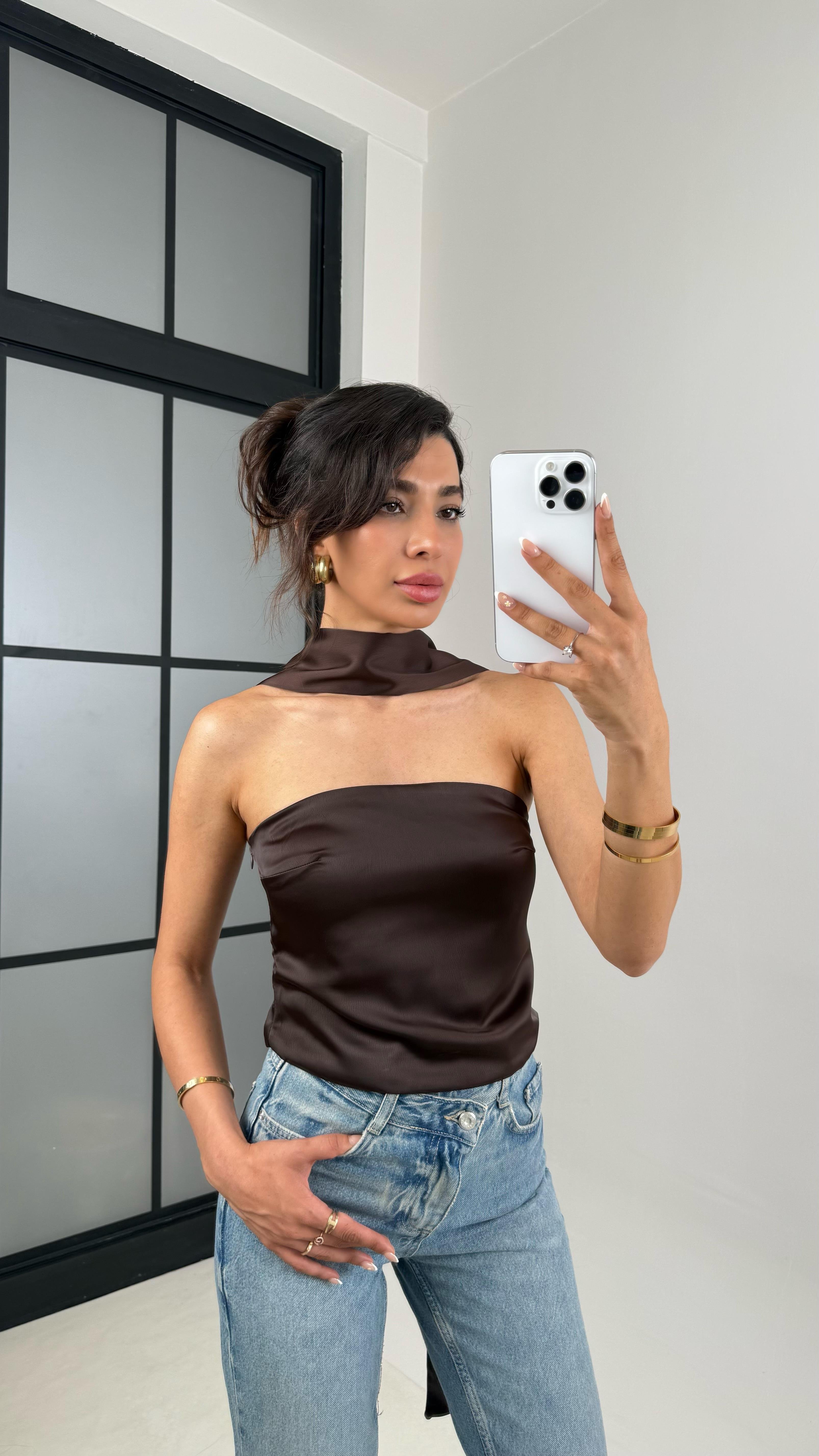 Kahve Boyun Bağlama Detaylı Saten Bluz Gaus00635 GausBLUZGU1002479