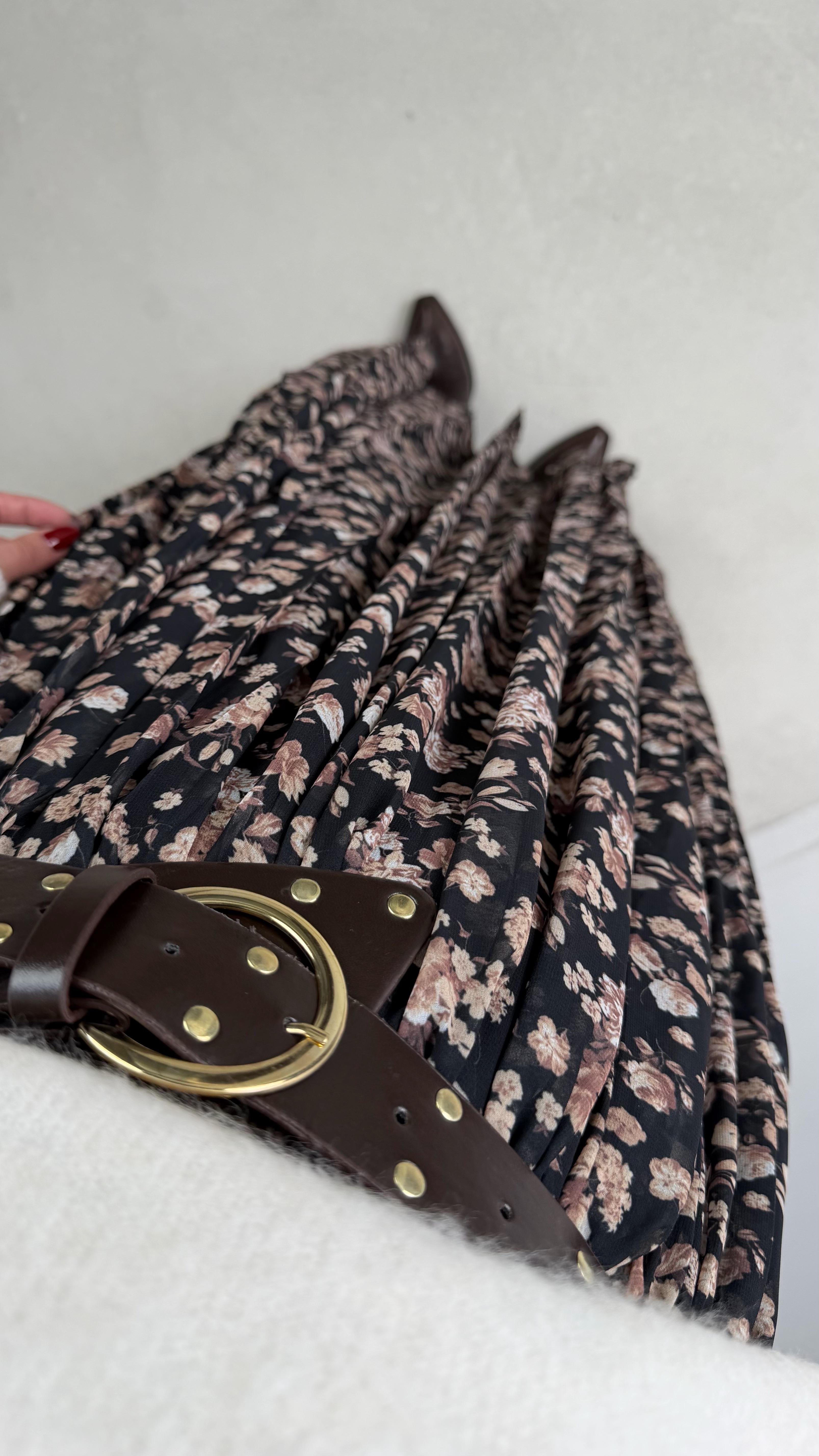 Siyah Çiçek Desenli Kemerli Astarlı Etek GAUS-00643GAUSETEKGAUS-00643