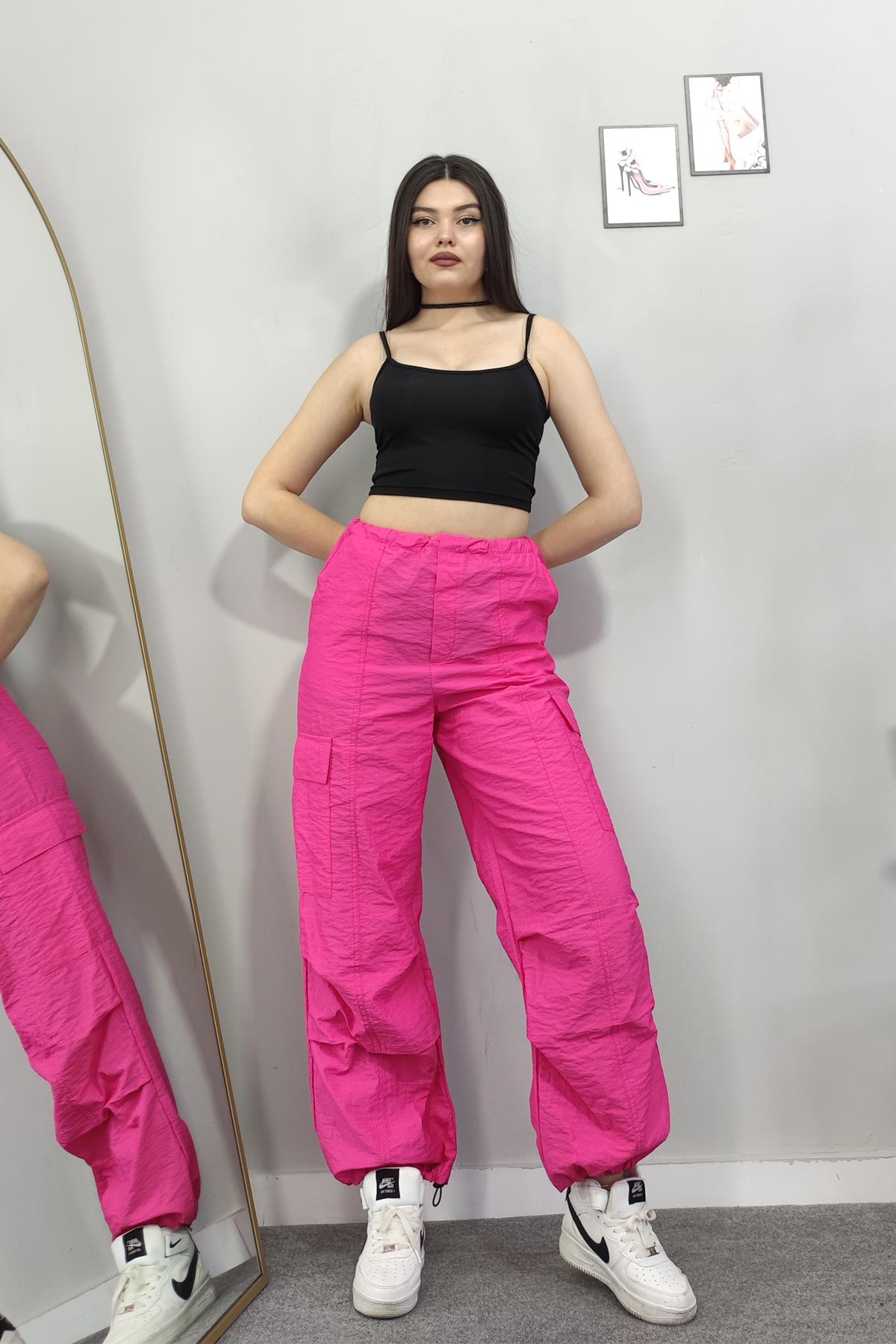 30049 BELİ VE PAÇASI LASTİKLİ PARAŞÜT PANTOLON