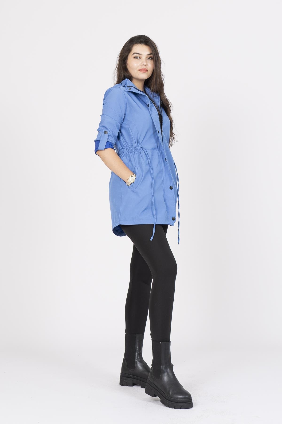 8483 Beli Lastikli Trend Model Trençkot