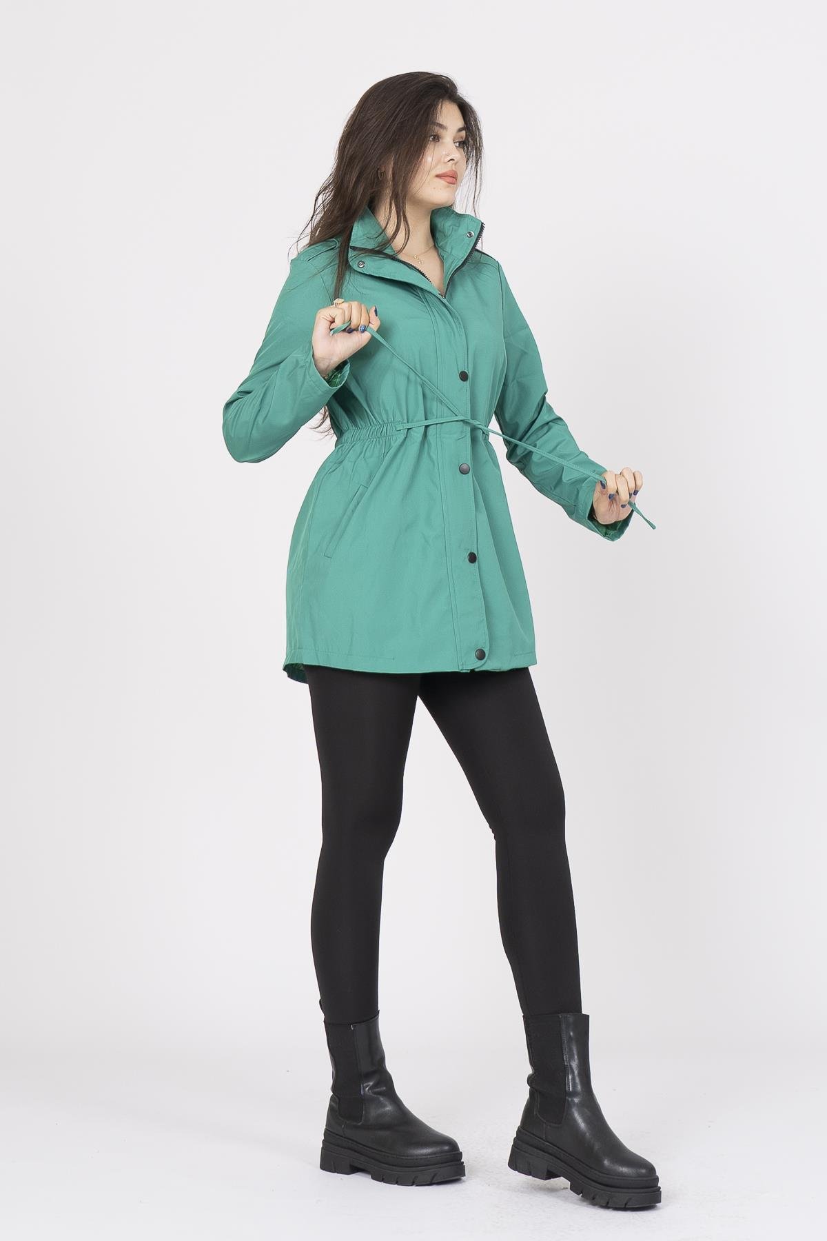 8483 Beli Lastikli Trend Model Trençkot
