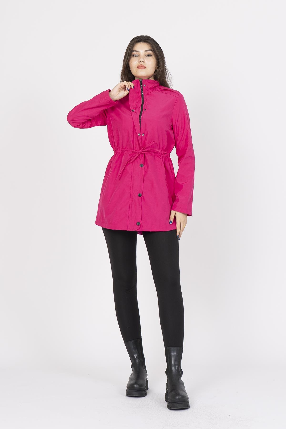 8483 Beli Lastikli Trend Model Trençkot