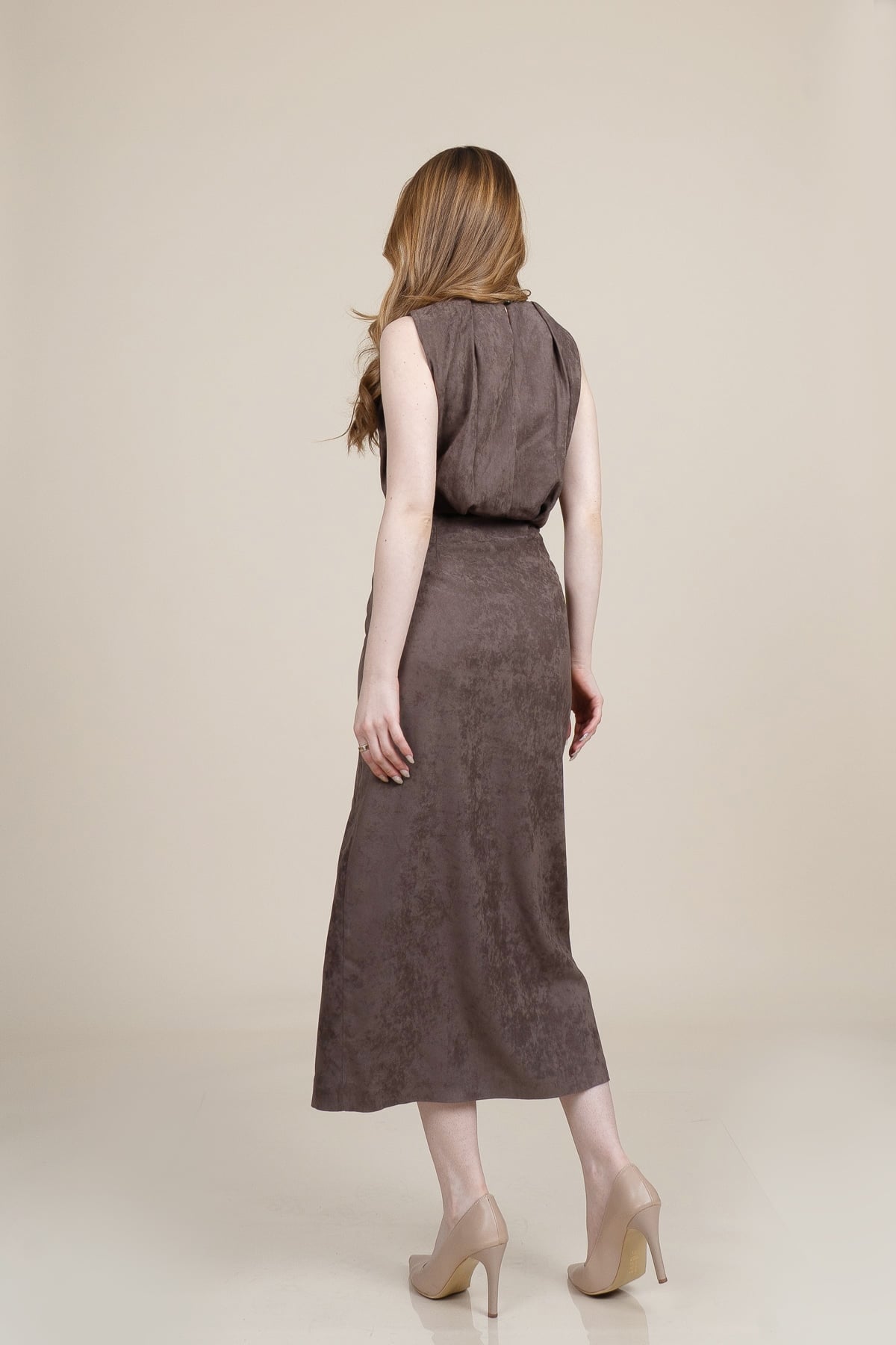 BELDEN OTURAN YIRTMAÇ DETAYLI SÜET KADİFE UZUN ELBİSE 50370
