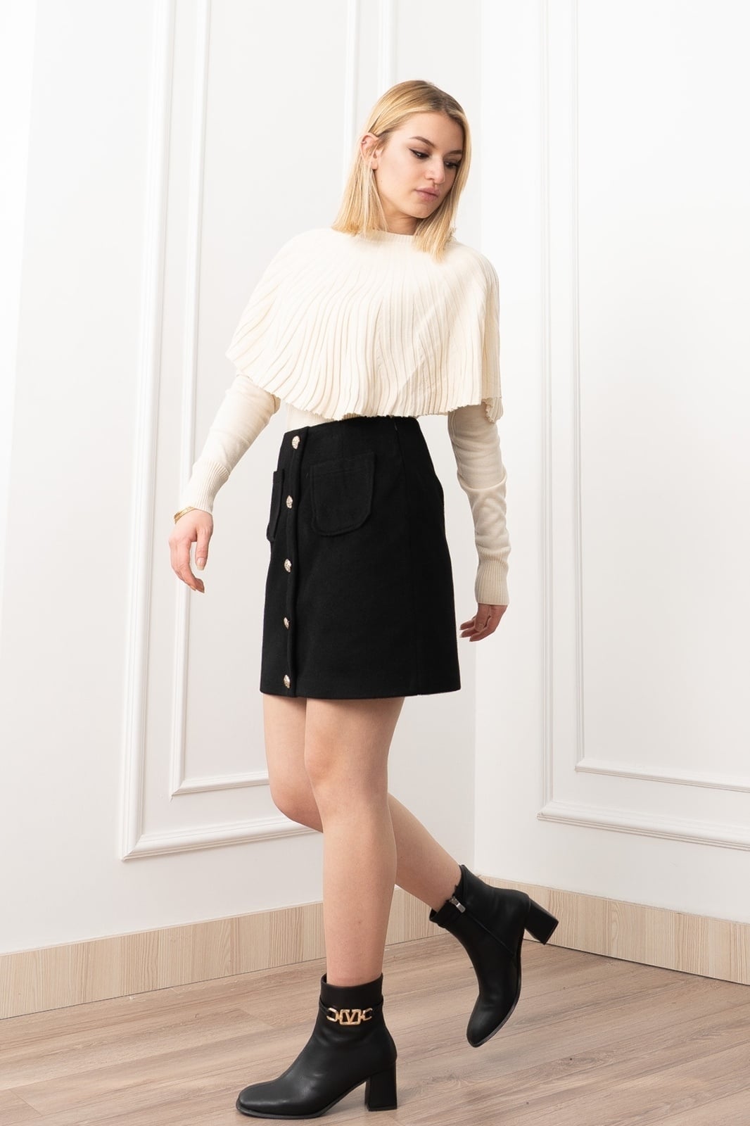 Chic Süs Düğme Detaylı Mini Kaşe Etek 6824