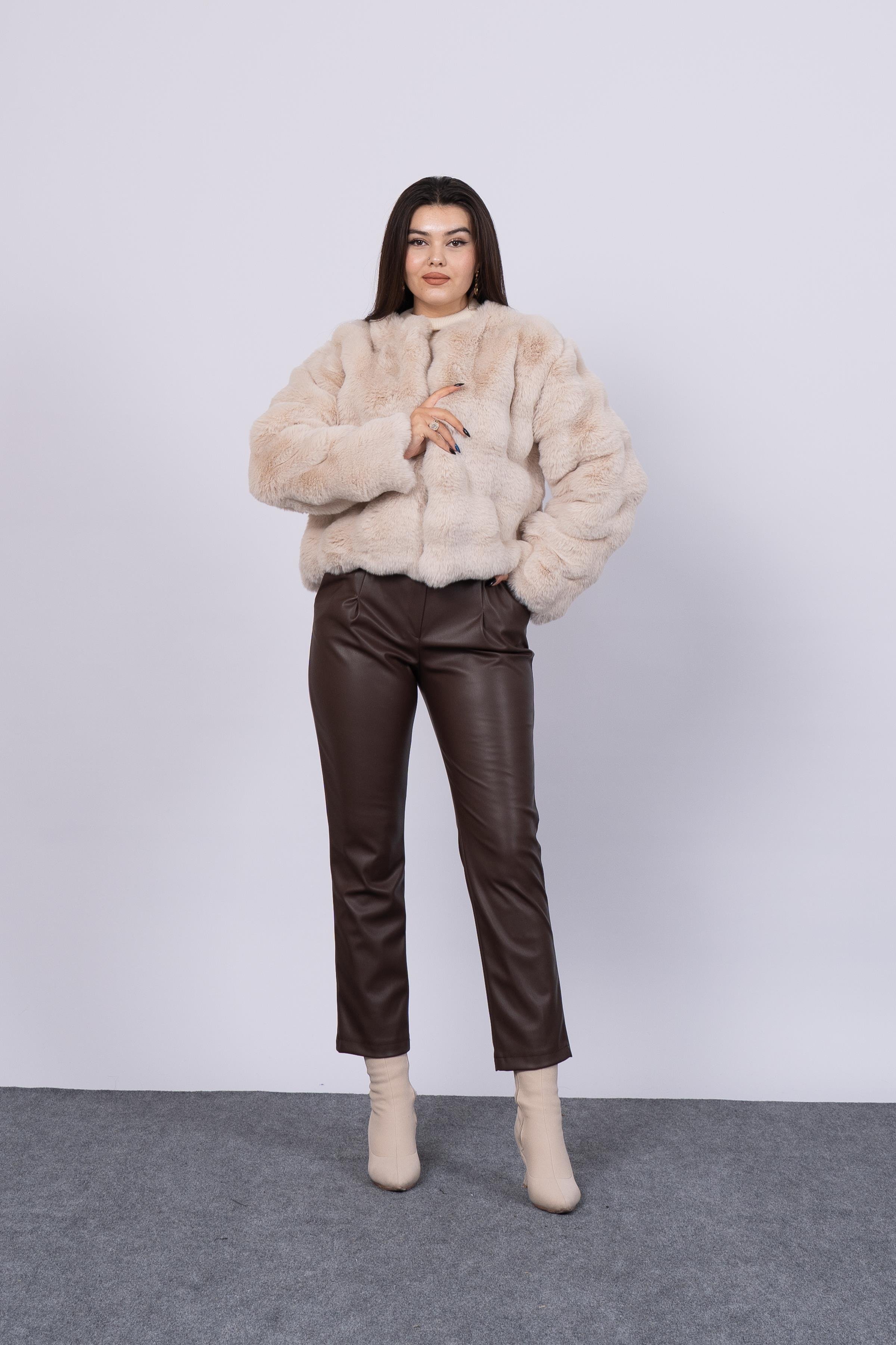 Dalgalı Peluş Kürk Kaban 2587