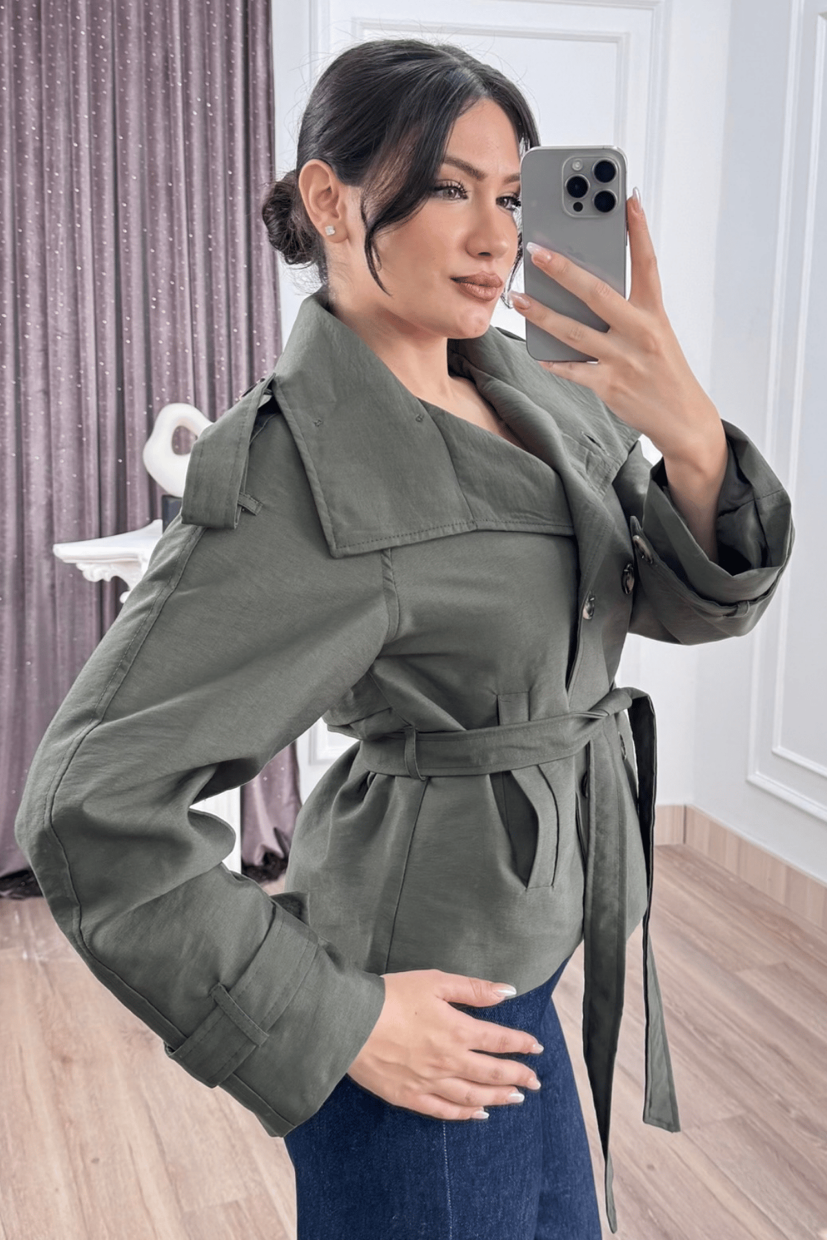 Dik Yaka Reglan Kol Kısa Trençkot – 8646