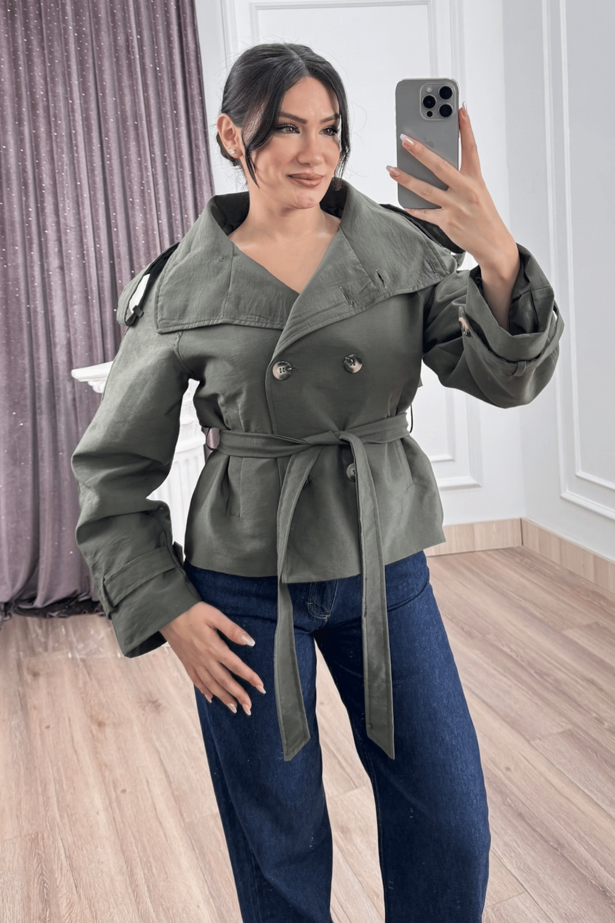 Dik Yaka Reglan Kol Kısa Trençkot – 8646