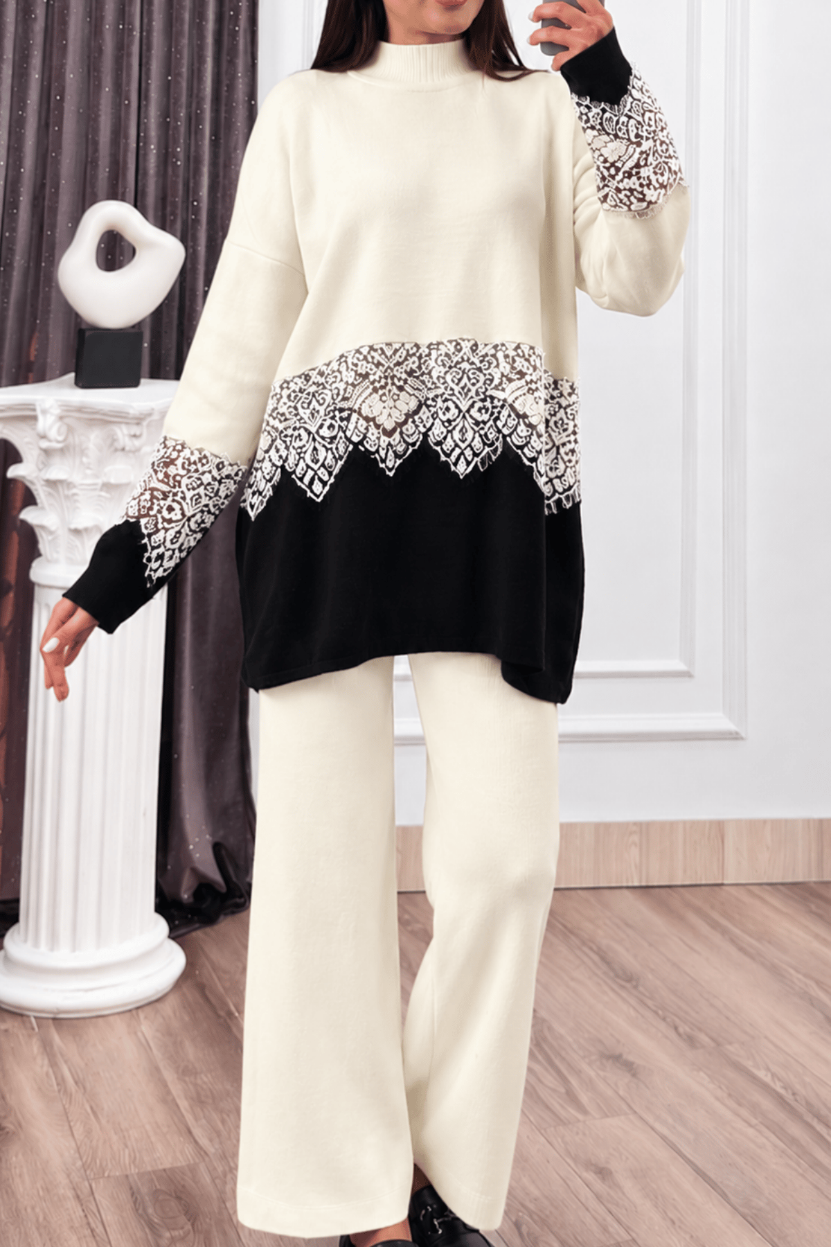 ELIORA – Tül Dantel Detaylı Triko Takım P035