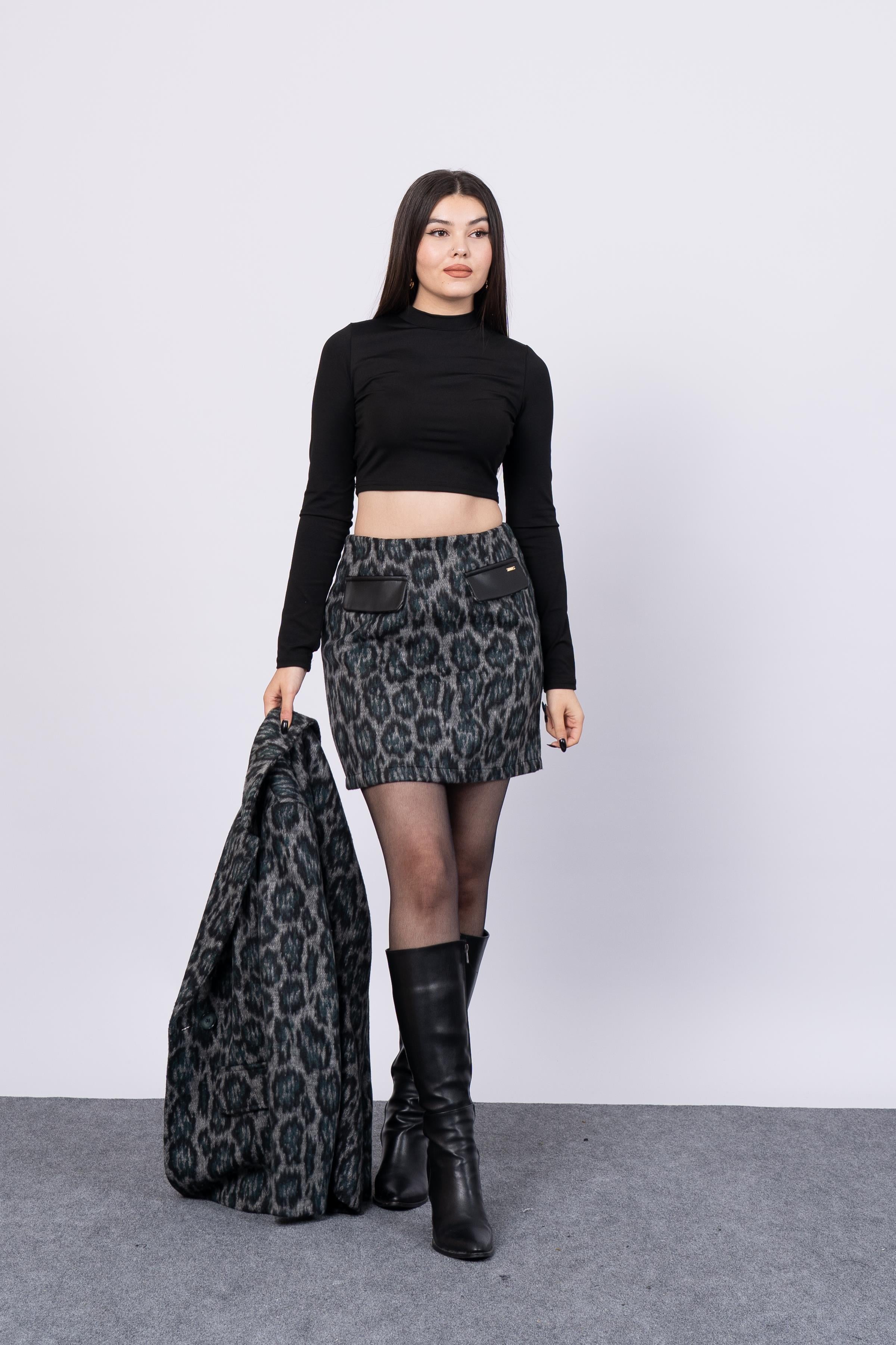 Kaşe Leopar Ceket Ve Etek Takım 8601