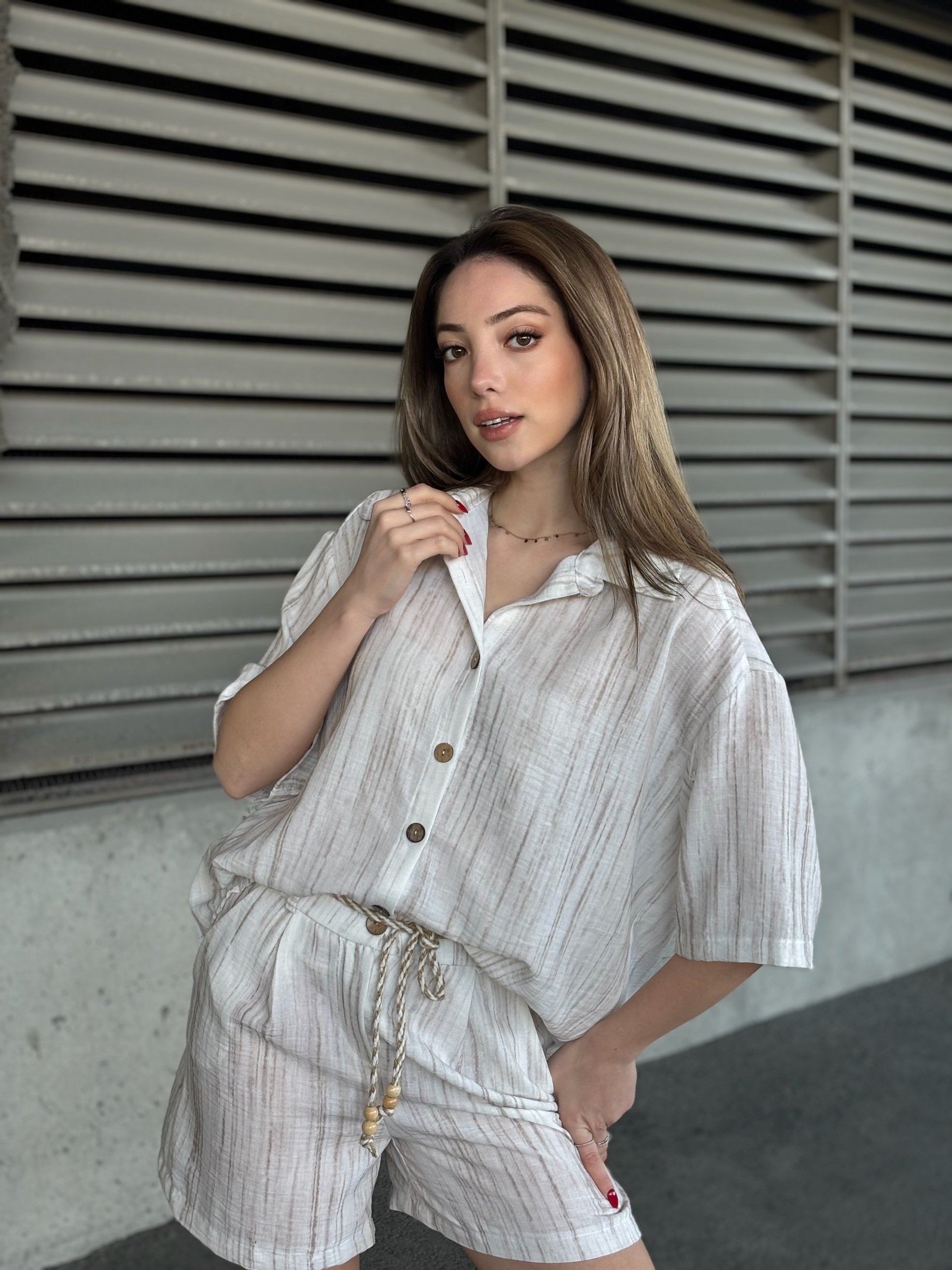 Keten Oversize Gömlek Ve Hasır Kuşaklı Şort Takım 70039