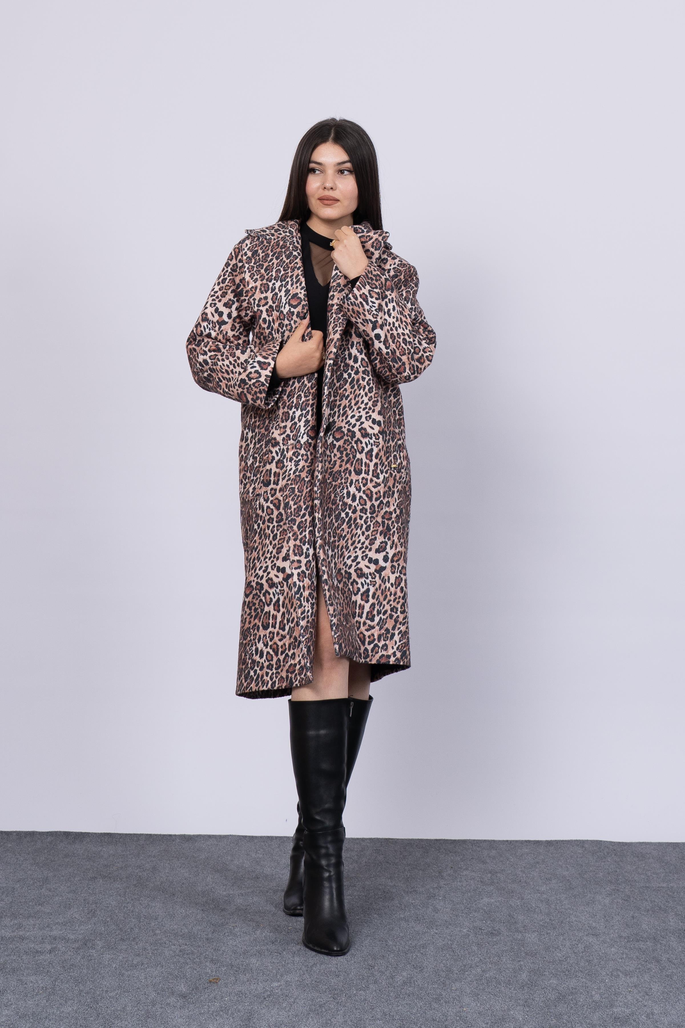 Leopar Desenli Uzun Trend Kaban 2577