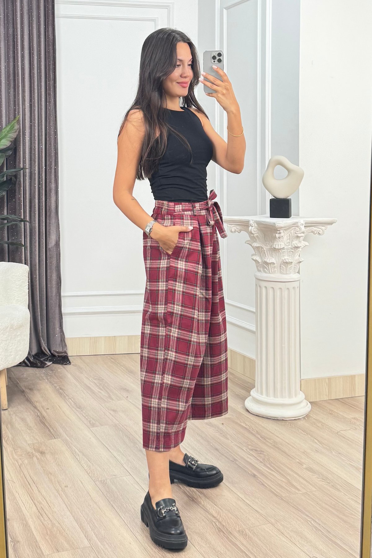 ROVENA – Ekose Desenli Kuşaklı Kısa Pantolon 30435