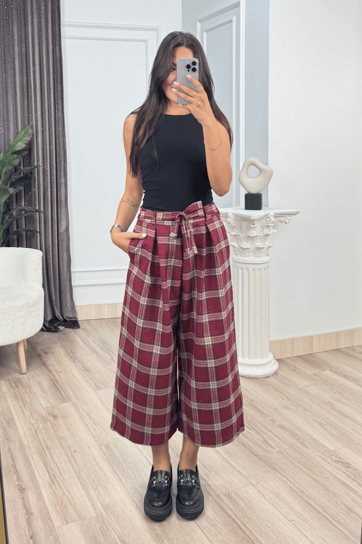 ROVENA – Ekose Desenli Kuşaklı Kısa Pantolon 30435