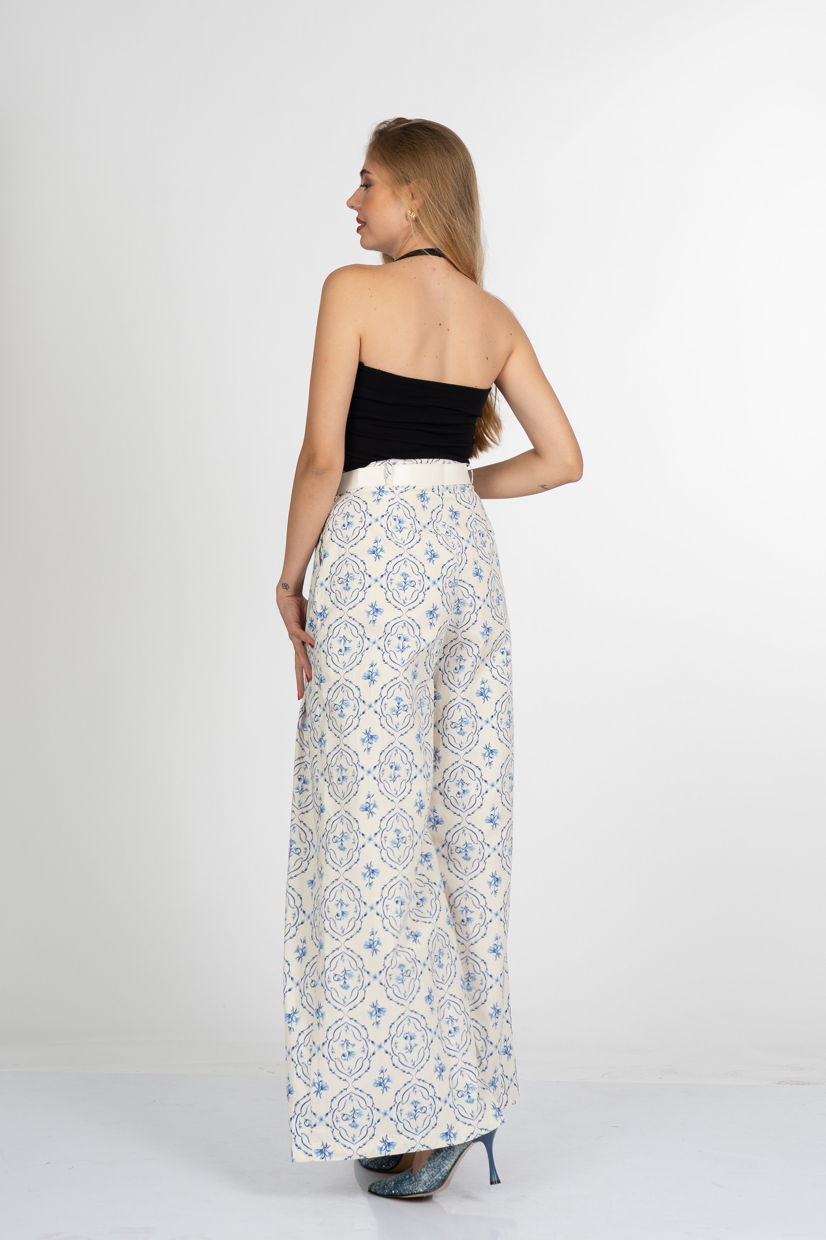 Yüksek Bel Pileli Kemerli Bol Paça Pantolon 30393