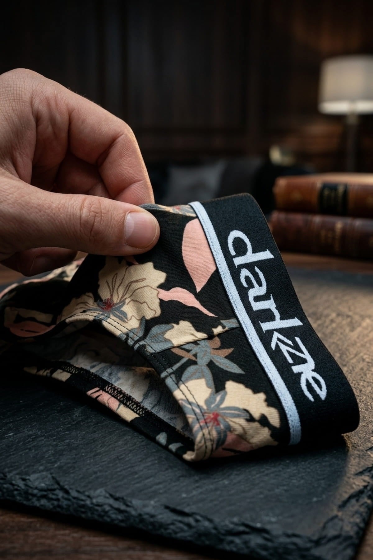 DarkzoneDZ-1103-113-SErkek Çiçek Desenli Siyah Pamuklu Lastikli Slip Külot