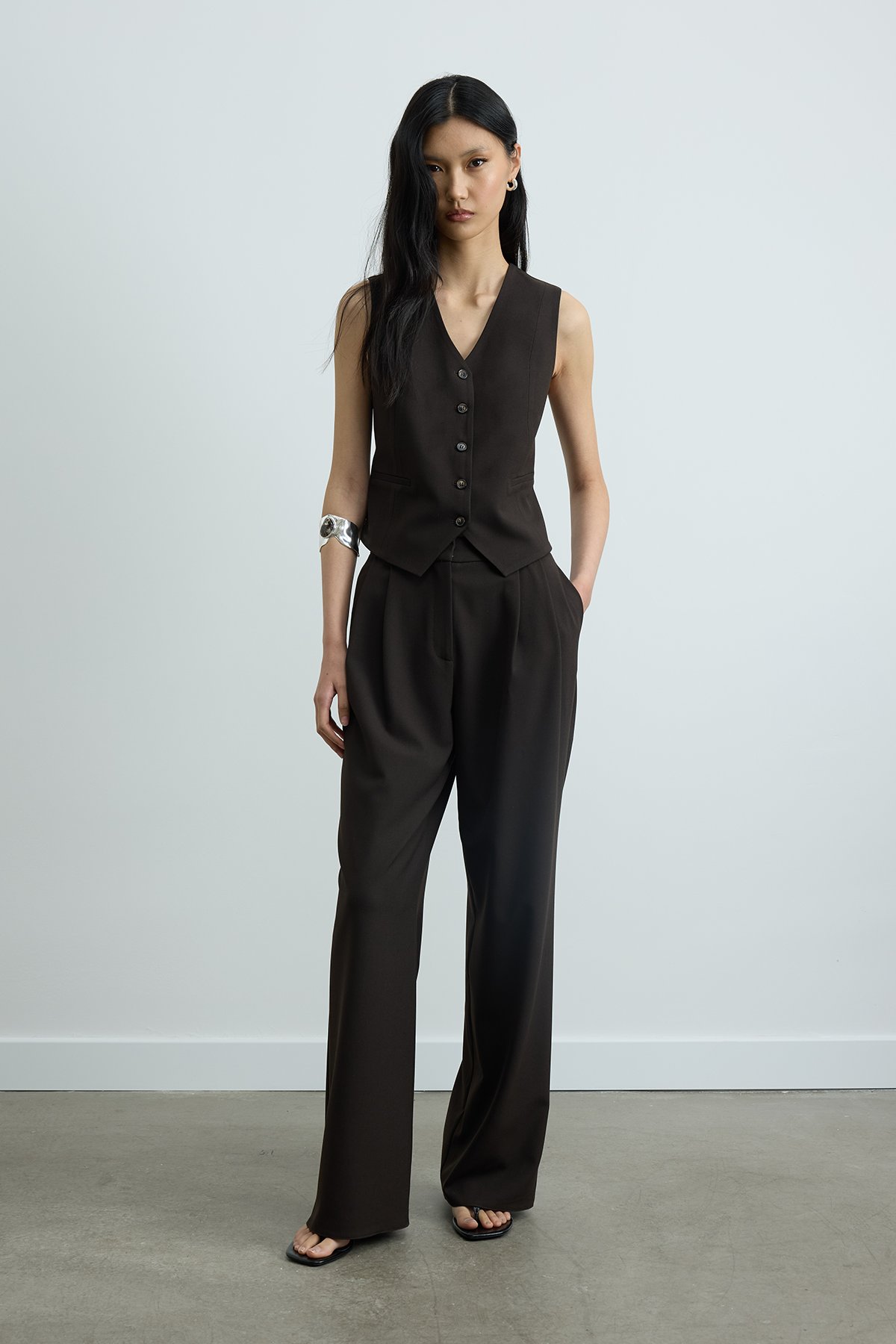 Janet Vest With Button