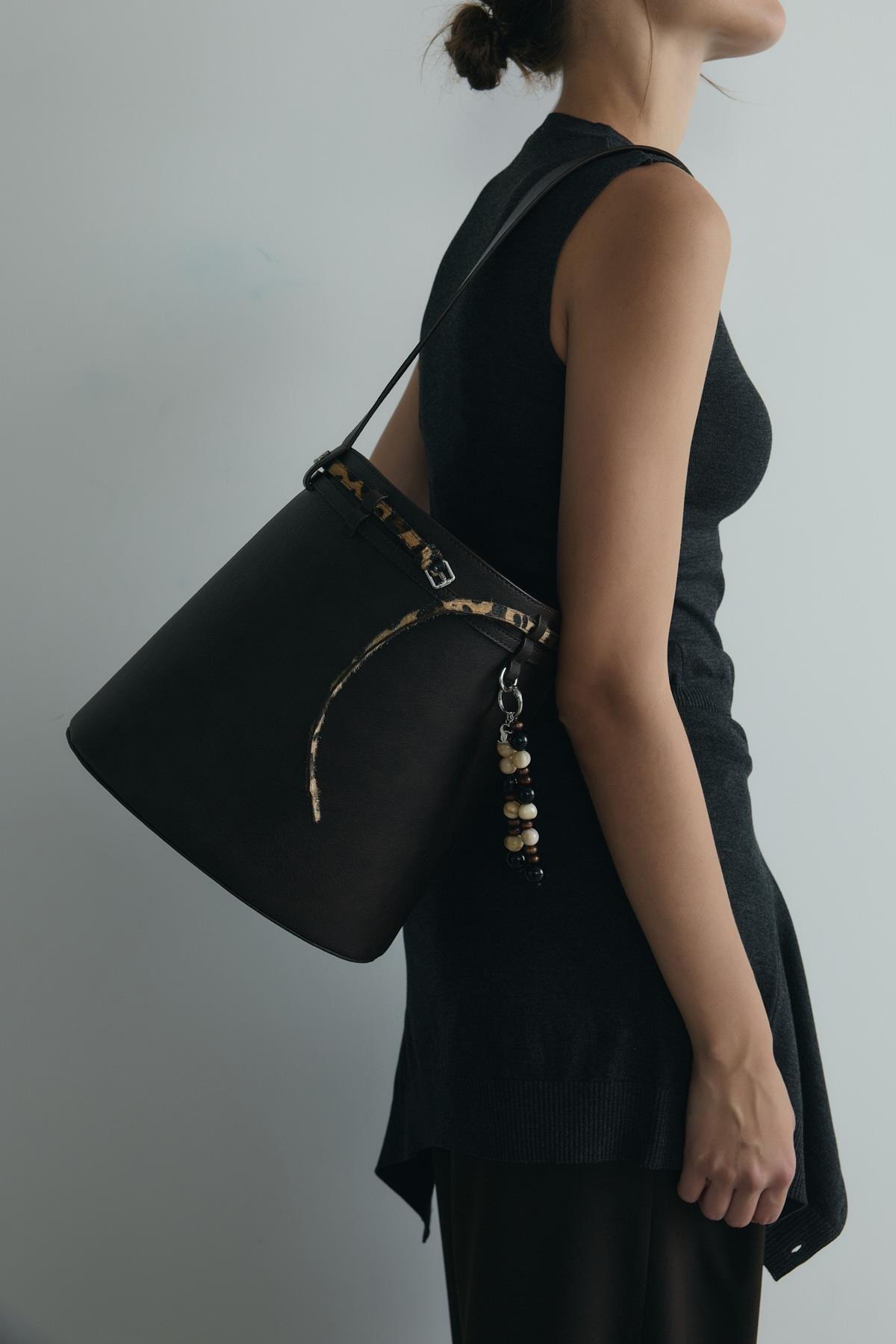 Acı Kahve Lora Kemerli Deri Çanta