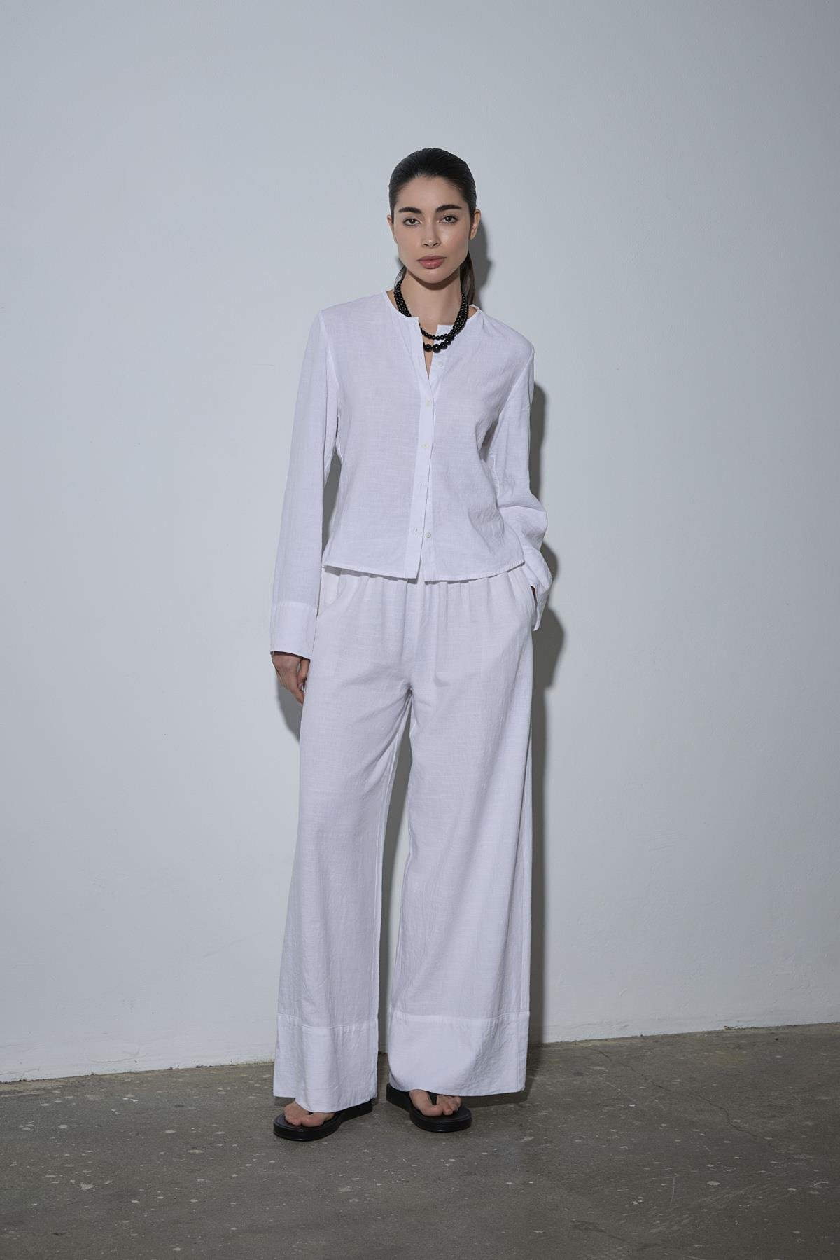 Beyaz Lizi Keten Gömlek