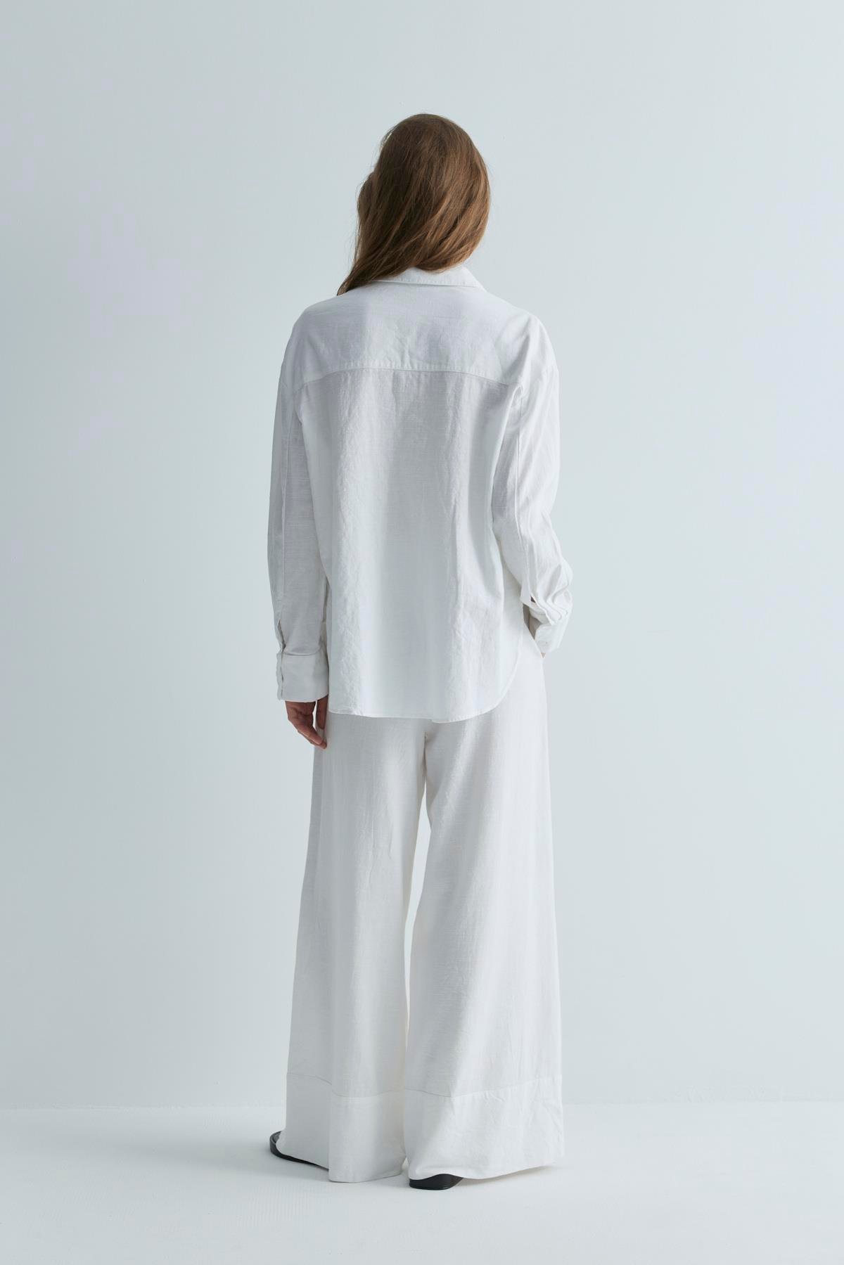 Beyaz Serin Oversize Keten Gömlek