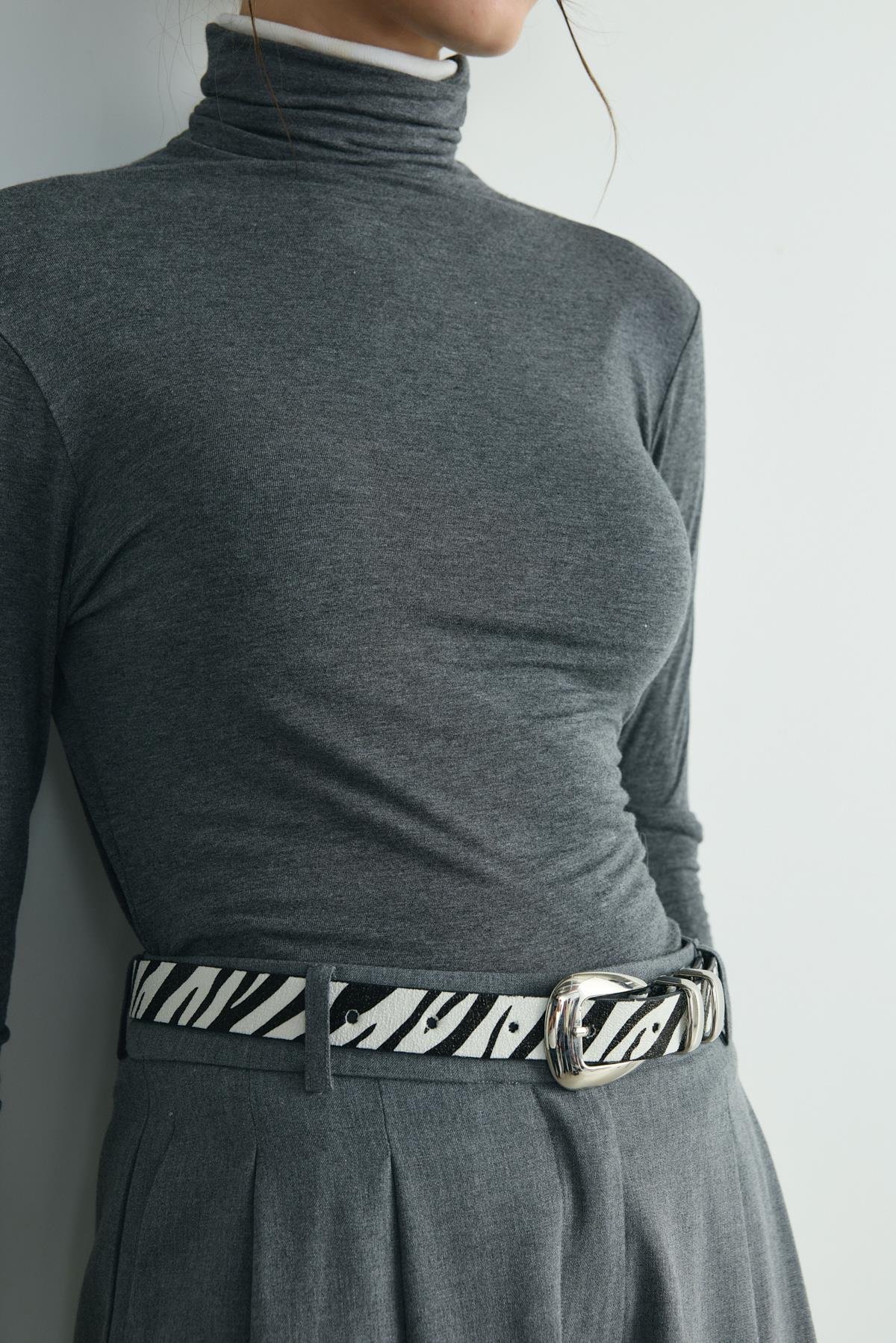 Beyaz Zebra Desenli Kemer